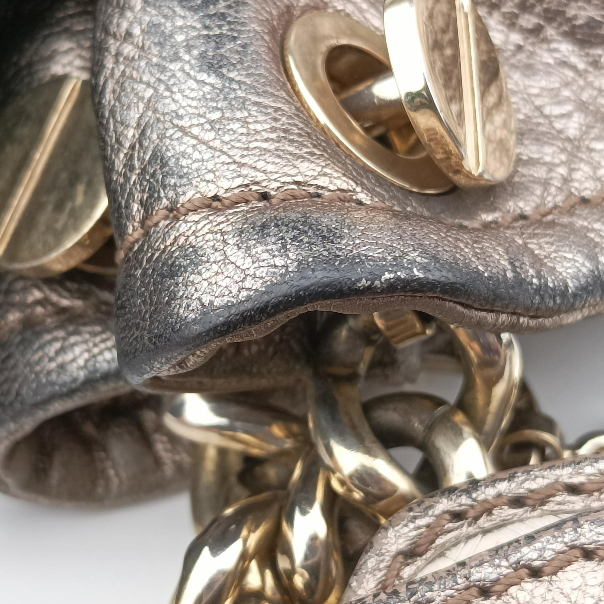 Secondhand VERSACE Metallic Hobo Gold Patent×Leather  handbag | stylenewstar