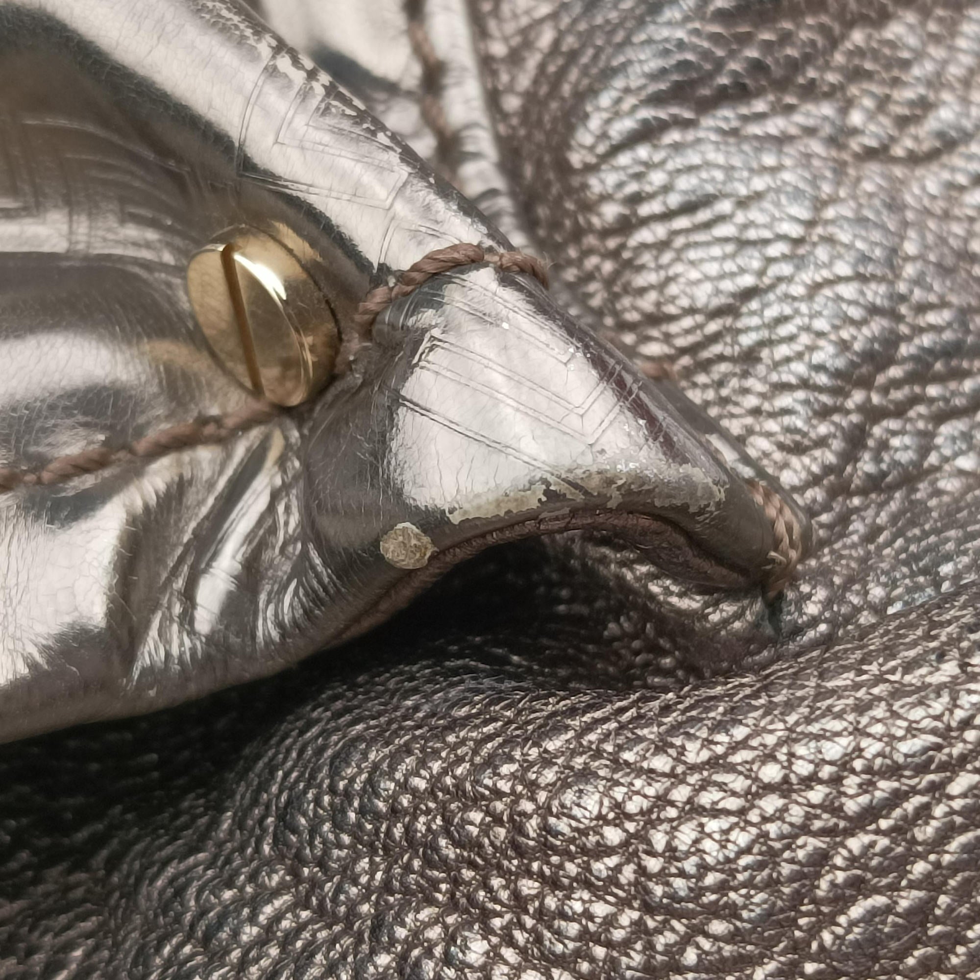 Secondhand VERSACE Metallic Hobo Gold Patent×Leather  handbag | stylenewstar