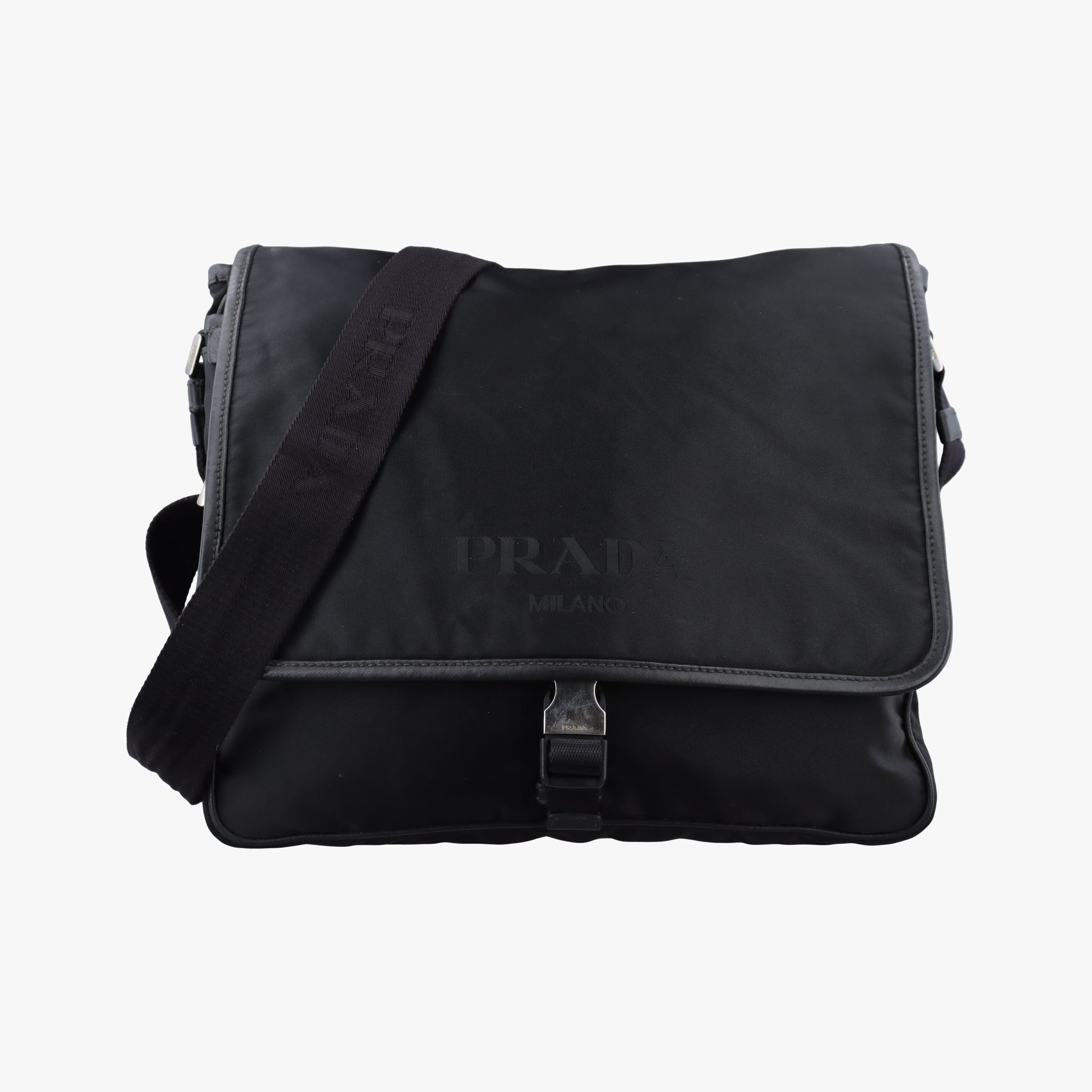 Pre-owned Prada Vela Messenger Bag Black Nylon V166 shoulderbag | stylenewstar