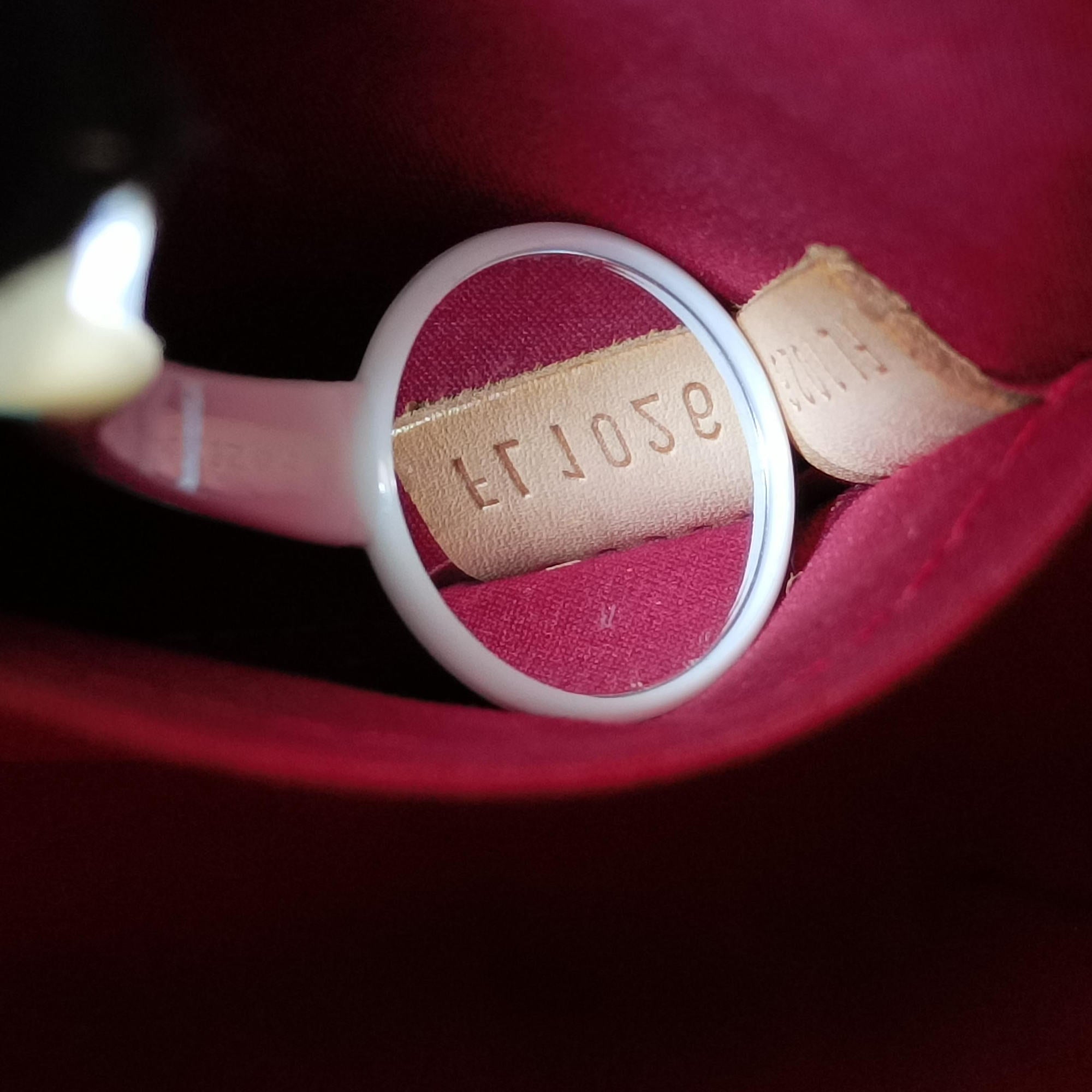 Secondhand Louis Vuitton Rosewood FRAMBOISE Vernis M91989 handbag | stylenewstar