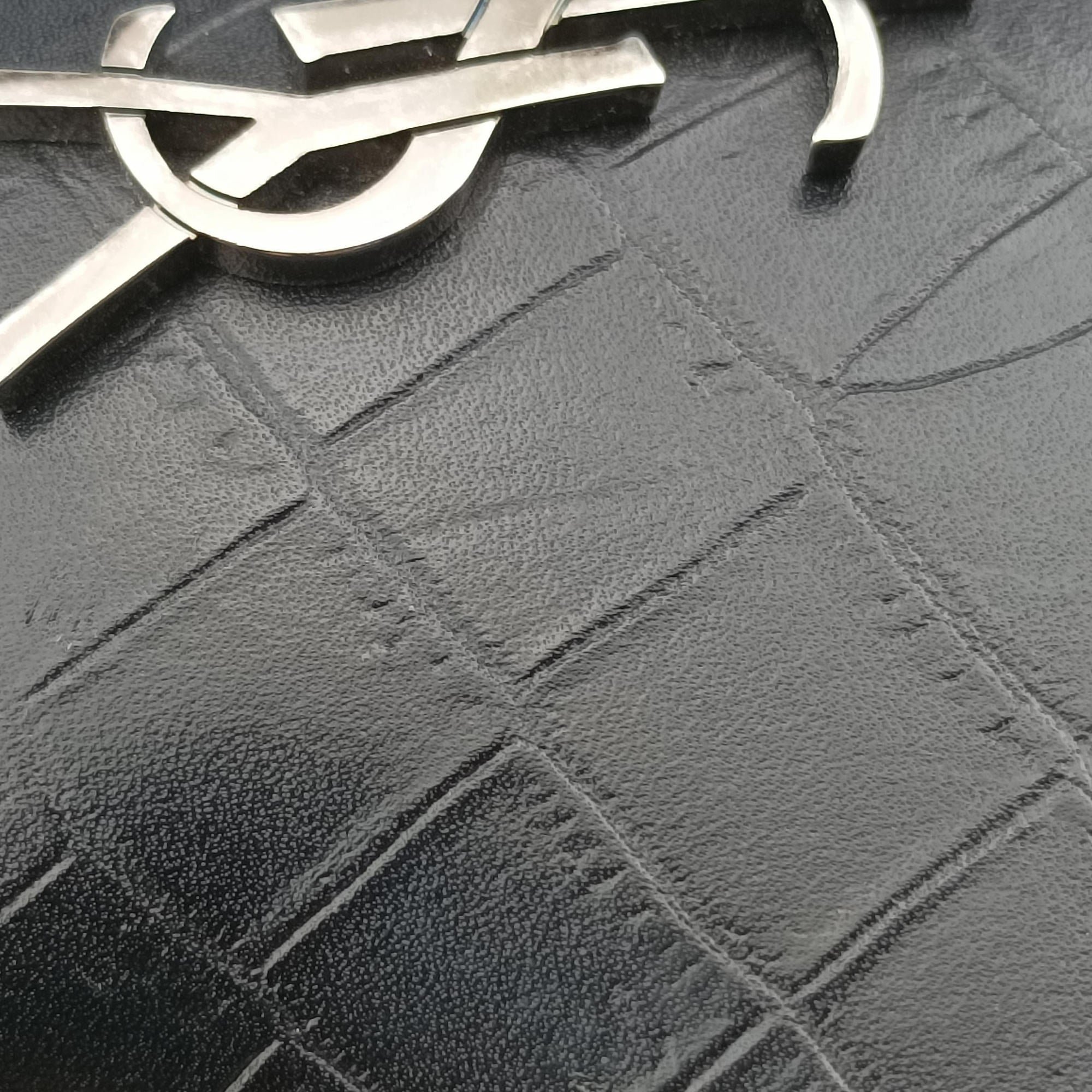 Pre-owned Yves Saint Laurent Love Box Heart Black Leather 466212 shoulderbag | stylenewstar
