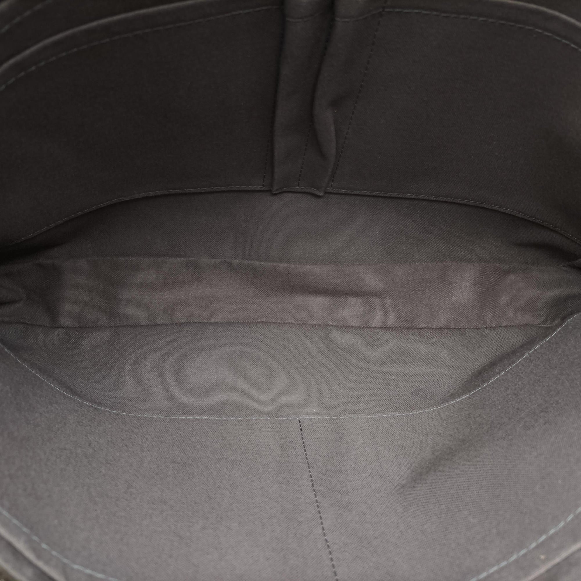 Secondhand Louis Vuitton Porte-Document Voyage onyx Damier Infini N41146 handbag | stylenewstar