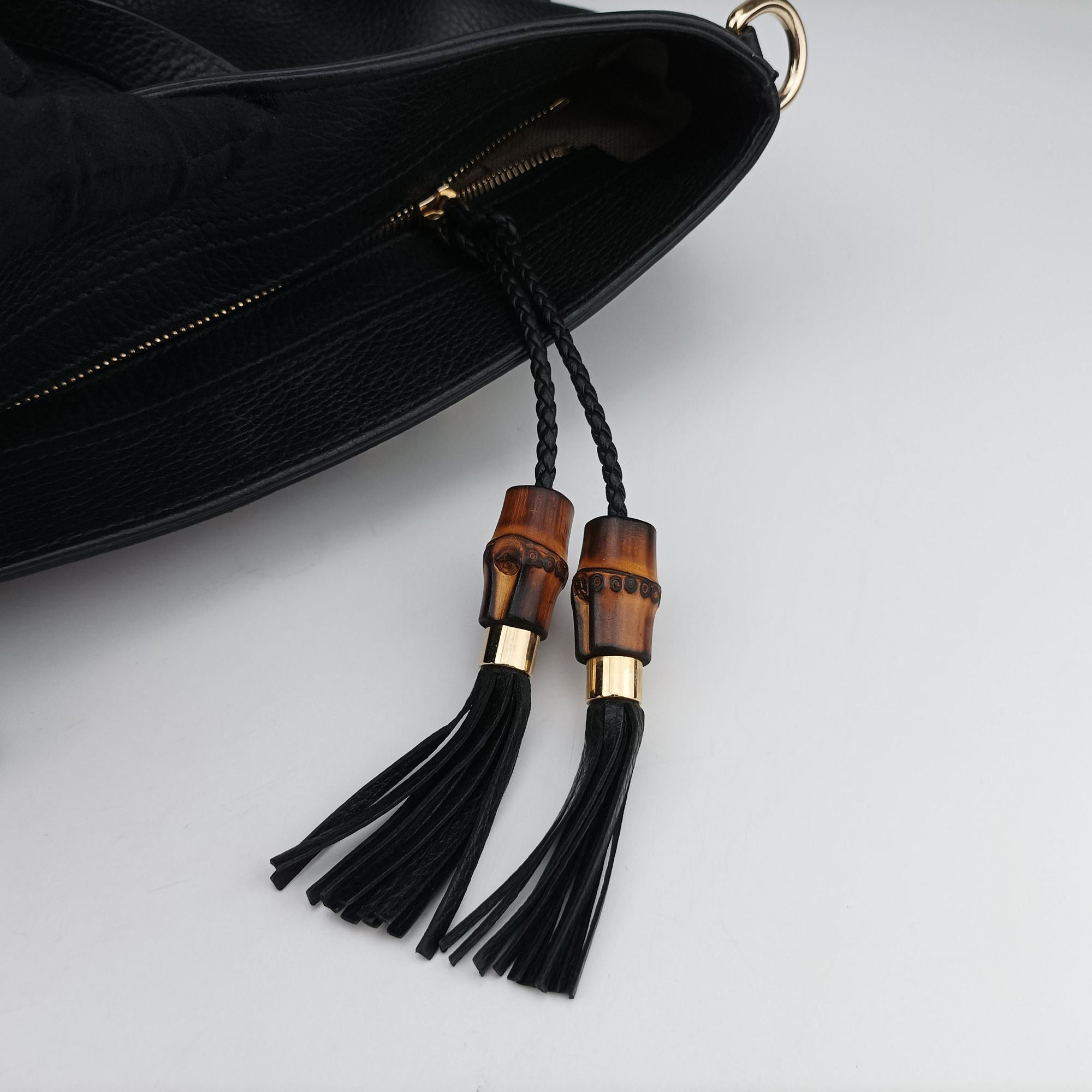 Pre-owned Gucci Bamboo Tassel Tote Black Leather 449642 handbag | stylenewstar