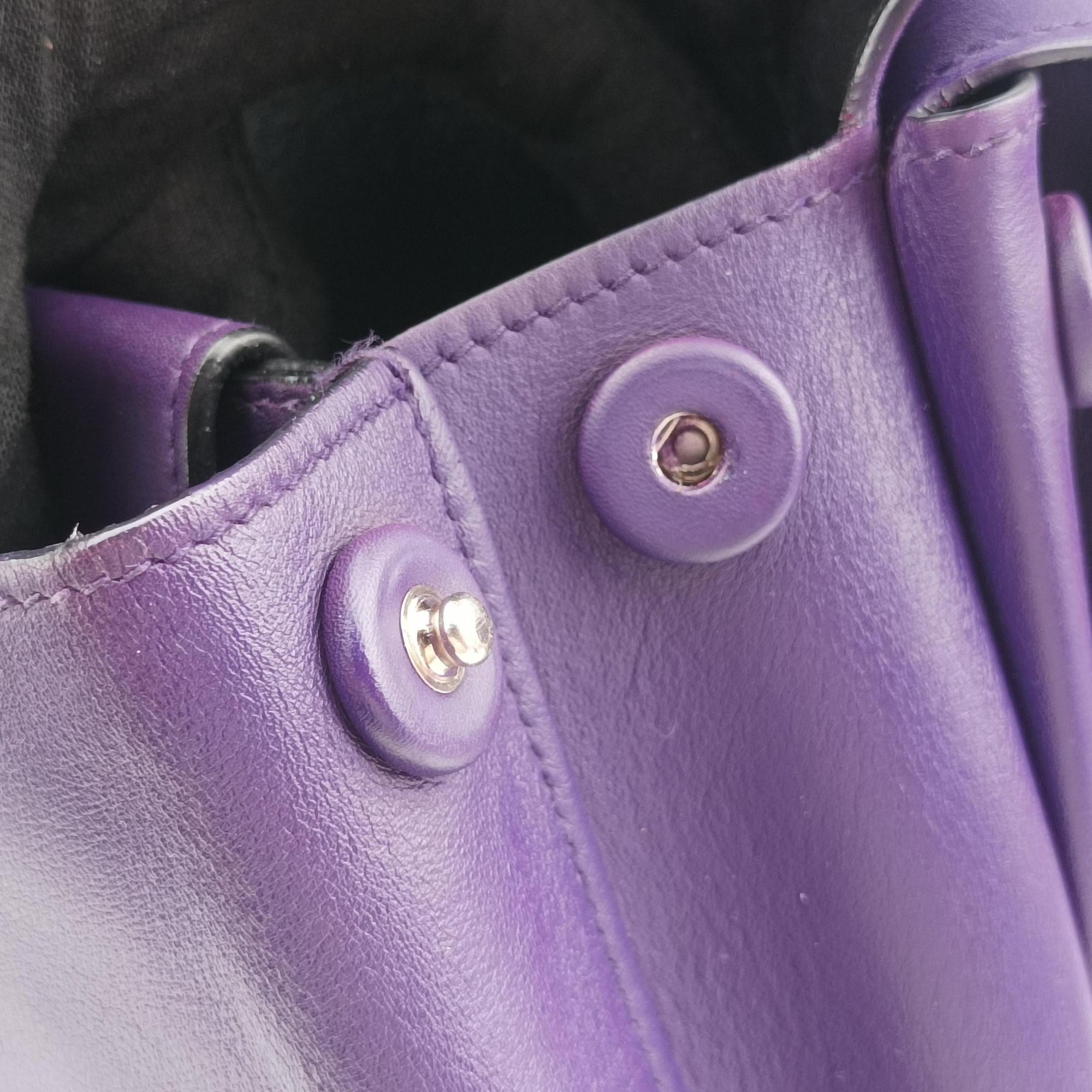 Secondhand Prada Double flap chain Purple Leather  shoulderbag | stylenewstar