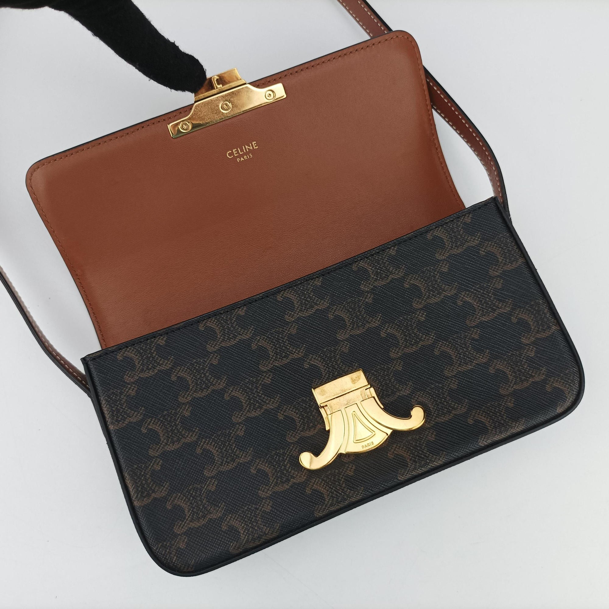 Pre-owned Celine TRIOMPHE Brown PVC coated canvas  shoulderbag | stylenewstar