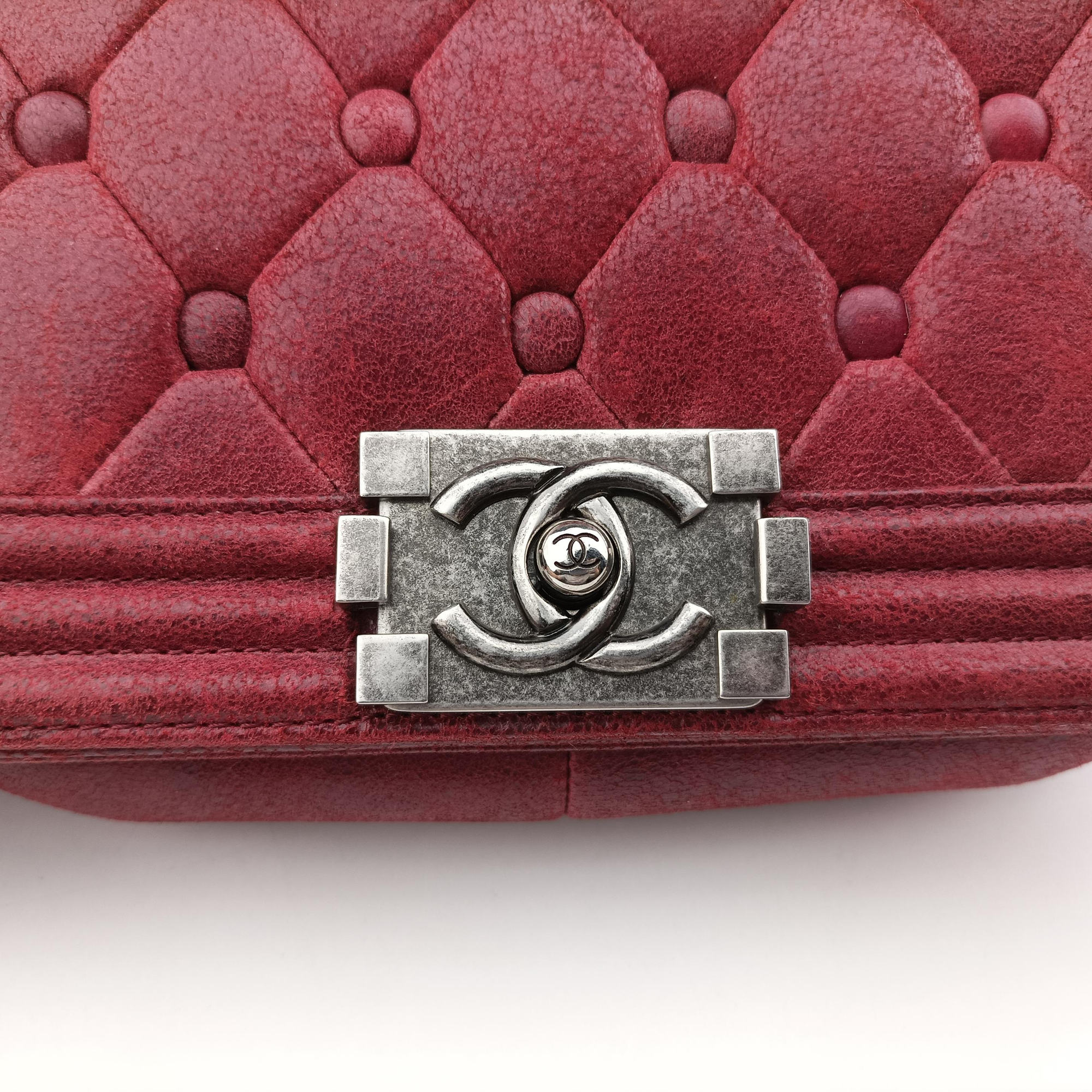 Vintage Chanel BOY CHANEL Red Leather A67755 shoulderbag | stylenewstar