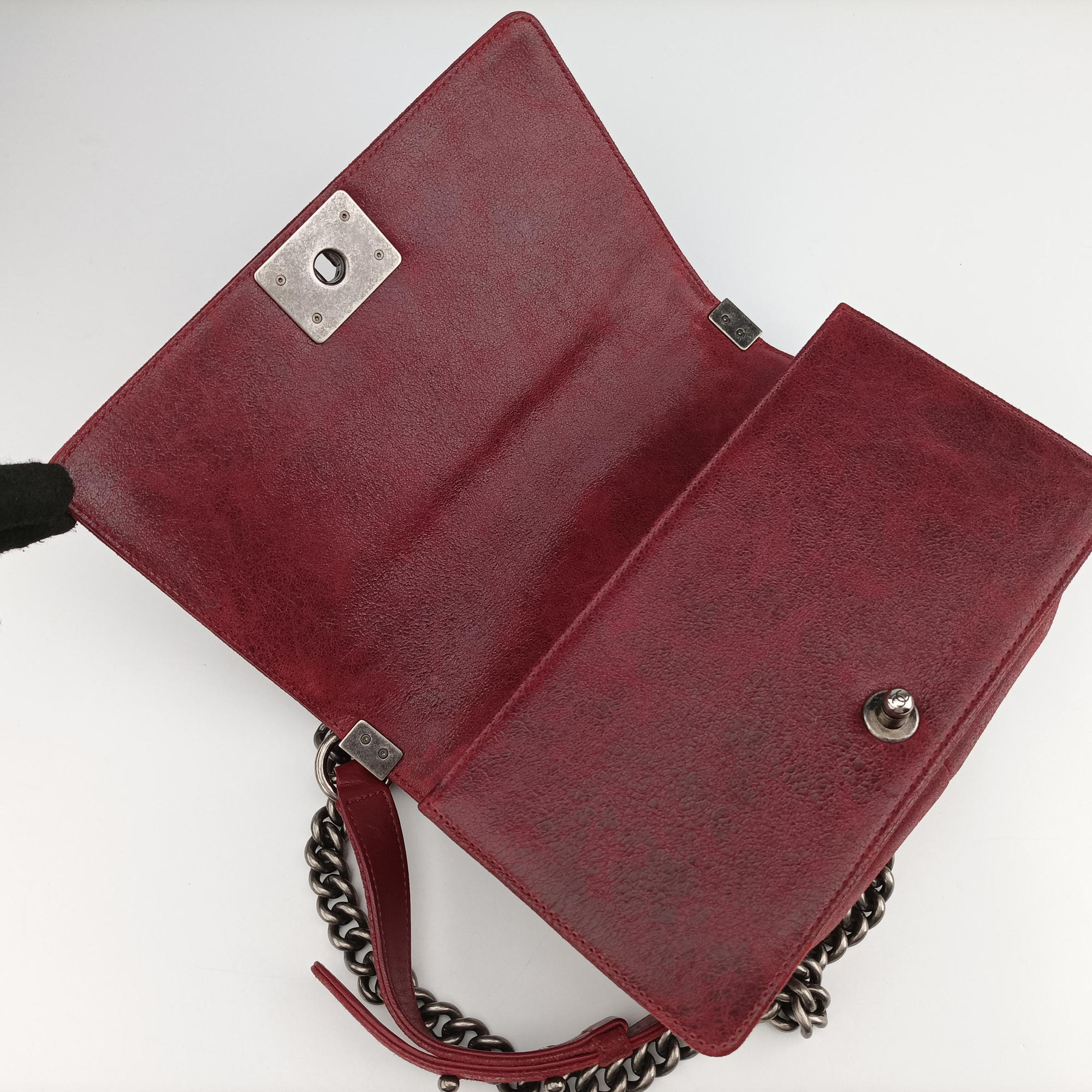 Vintage Chanel BOY CHANEL Red Leather A67755 shoulderbag | stylenewstar