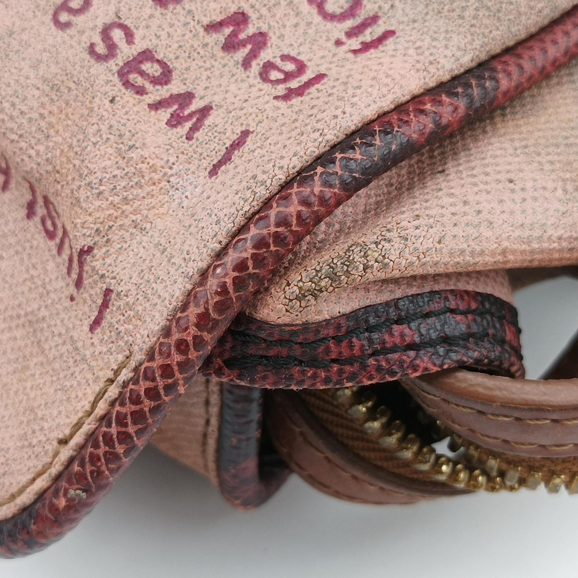 Secondhand Louis Vuitton Graduate Violet Monogram Jokes M95739 handbag | stylenewstar