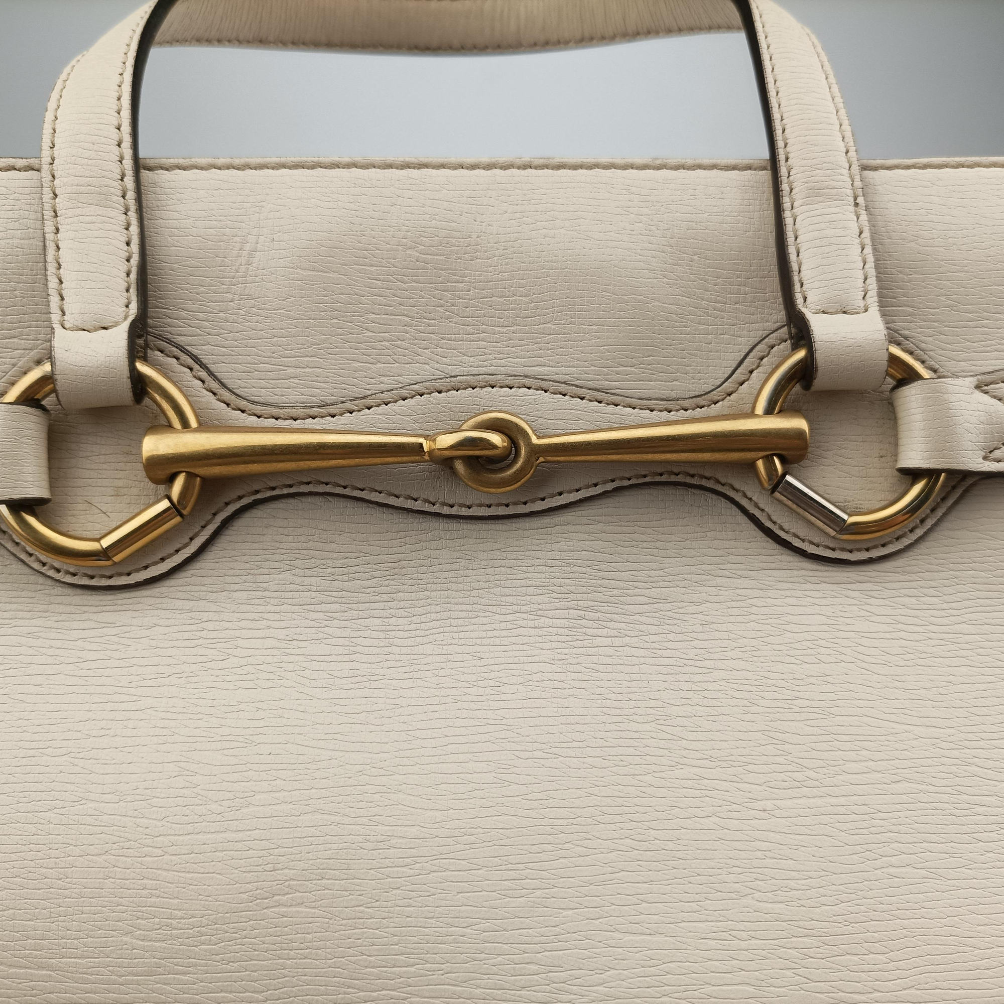 Vintage Gucci Bright Bit White Leather 319795 handbag | stylenewstar