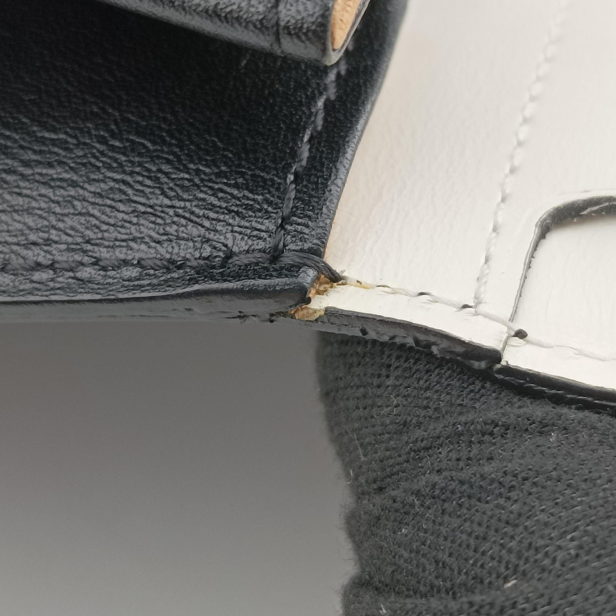 Pre-owned Delvaux Brillant Black × ivory Leather × patent leather  shoulderbag | stylenewstar
