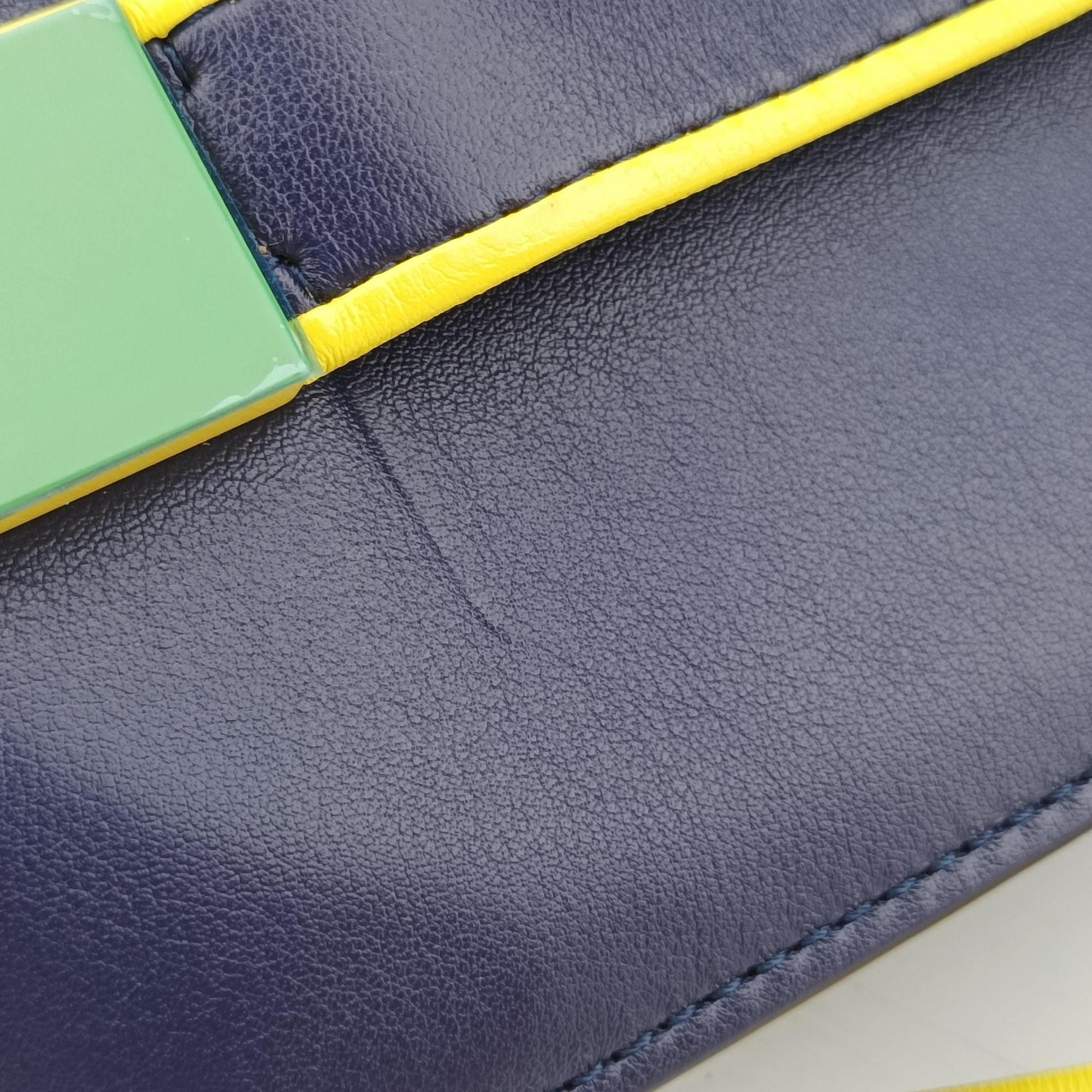 Pre-owned Delvaux Madame Navy × Yellow × Green Leather  shoulderbag | stylenewstar