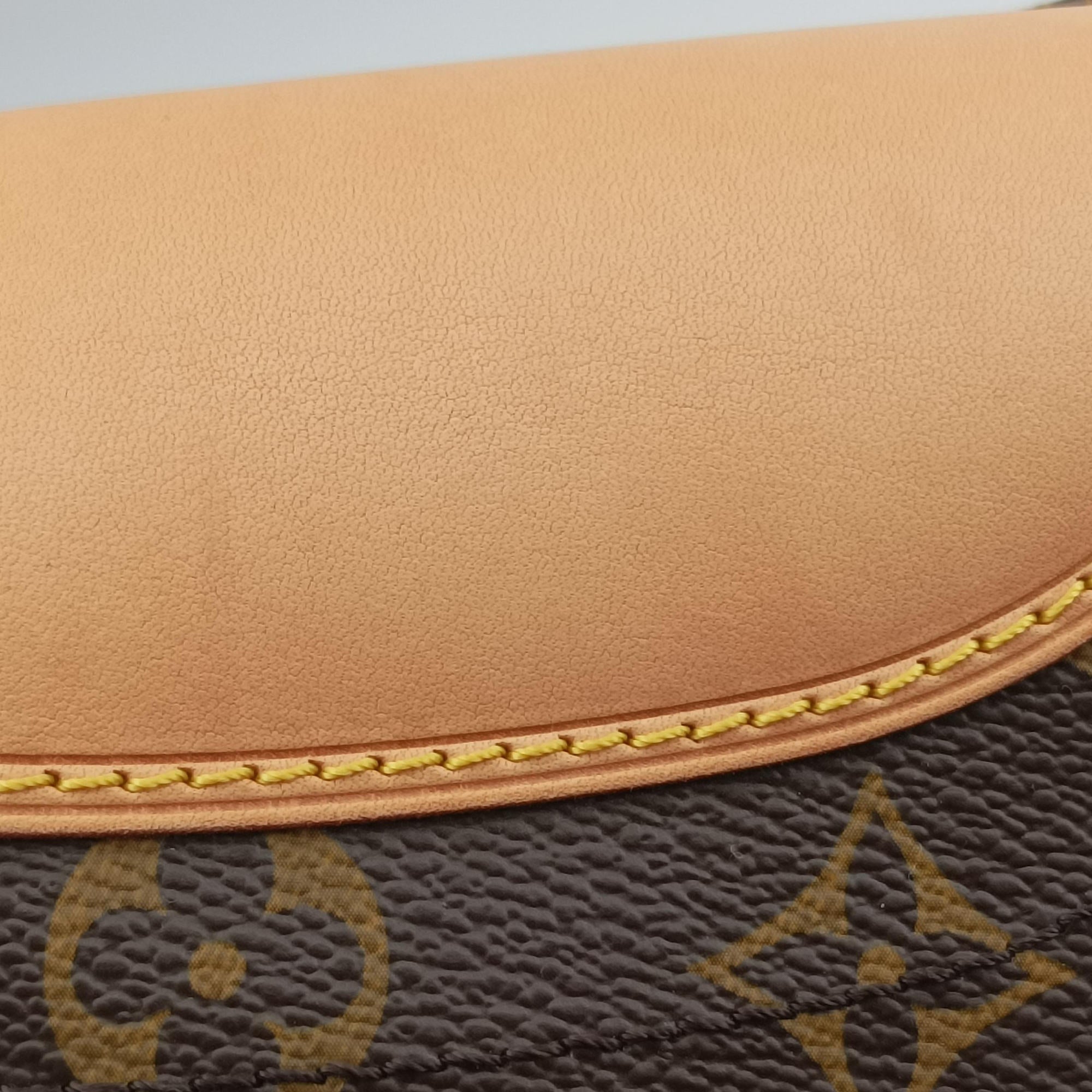 Pre-owned Louis Vuitton Beverly GM brown Monogram Canvas M40120 handbag | stylenewstar