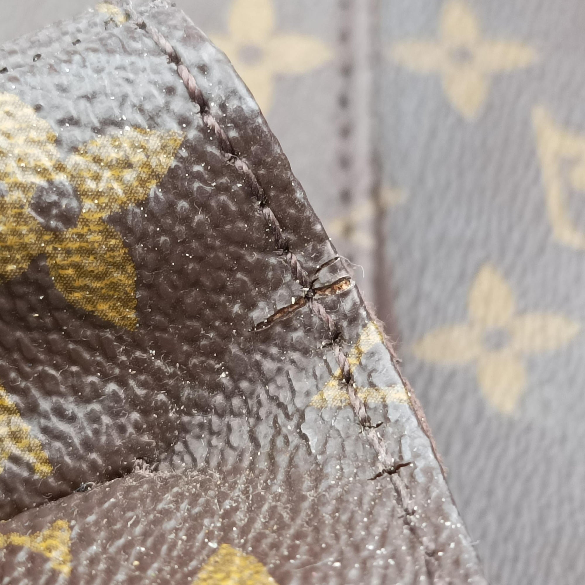 Secondhand Louis Vuitton Pochette Metis MM Brown Monogram Canvas M44875 shoulderbag | stylenewstar