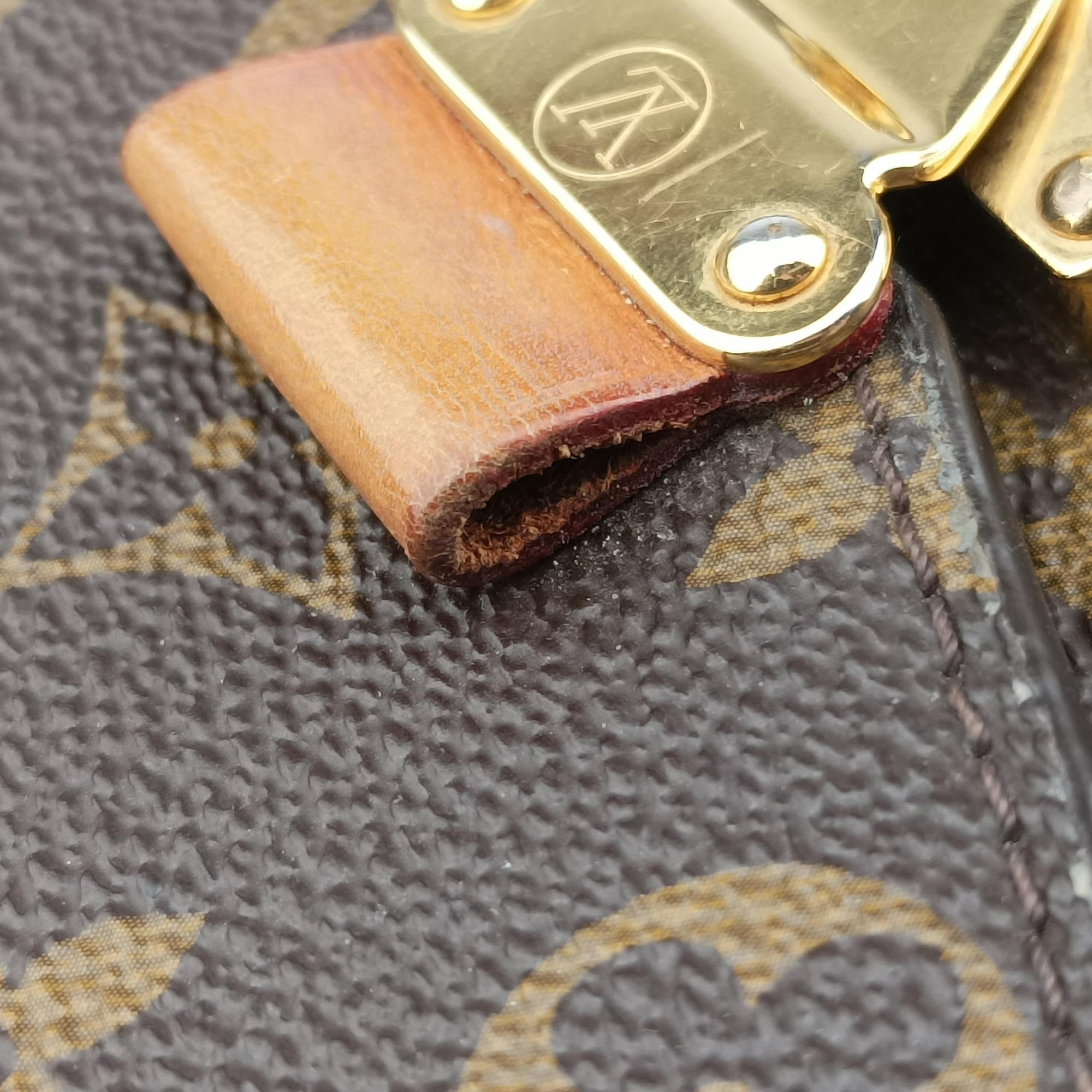 Secondhand Louis Vuitton Pochette Metis MM Brown Monogram Canvas M44875 shoulderbag | stylenewstar