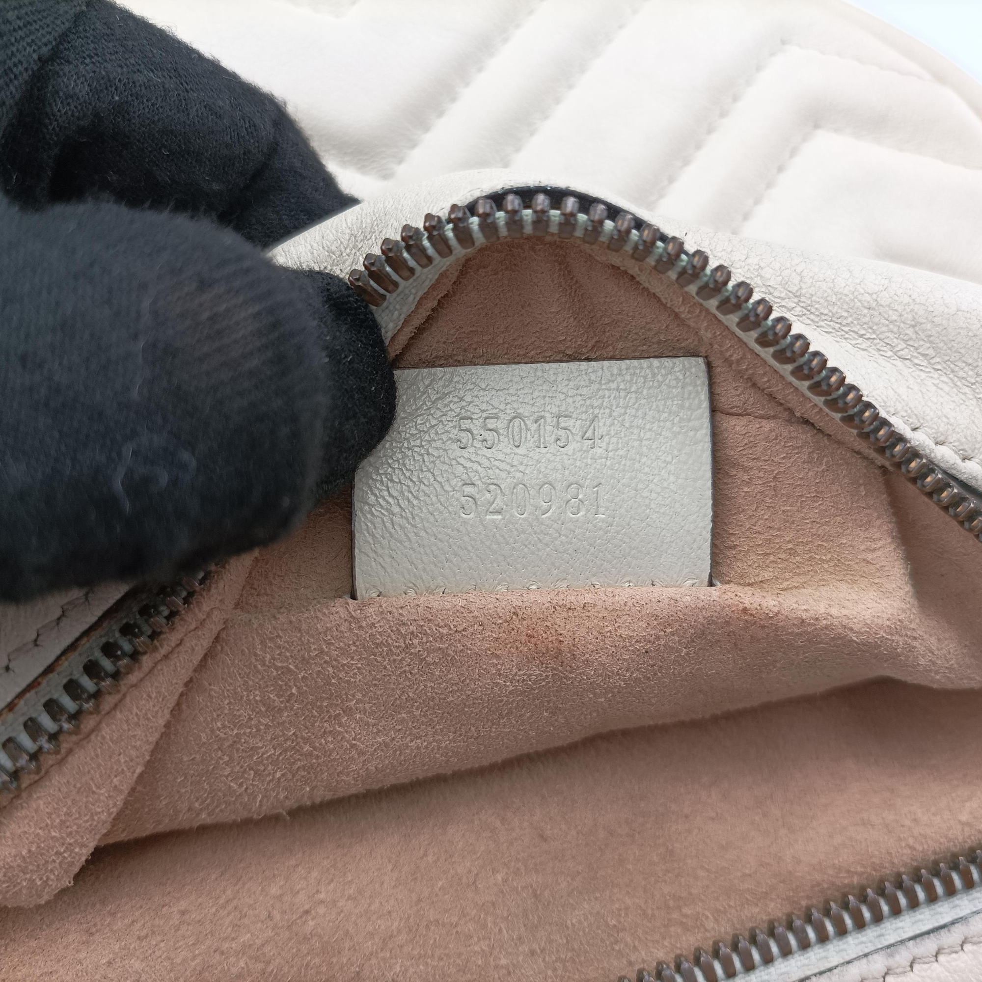 Secondhand Gucci GG Marmont White Leather 550154 shoulderbag | stylenewstar
