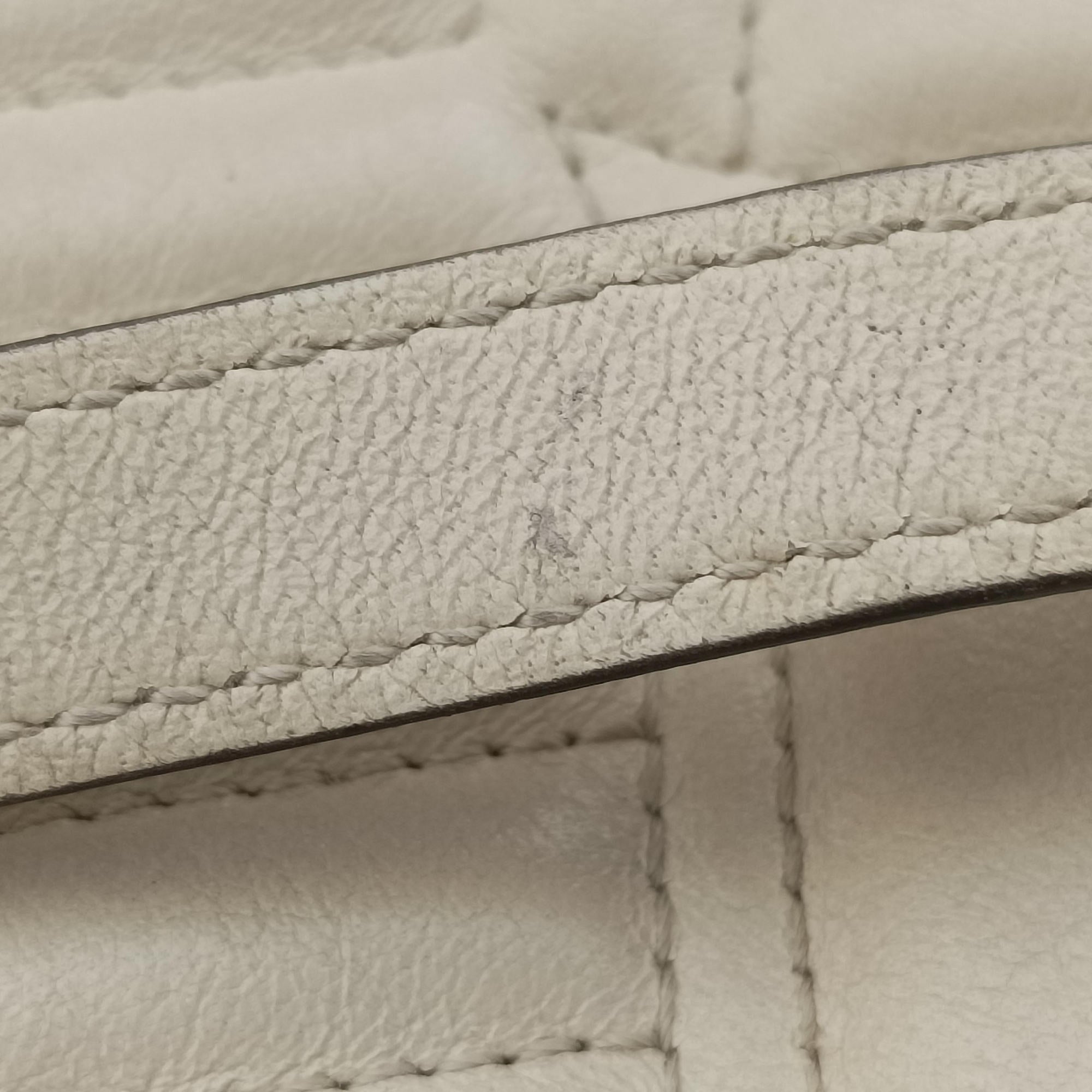 Secondhand Gucci GG Marmont White Leather 550154 shoulderbag | stylenewstar
