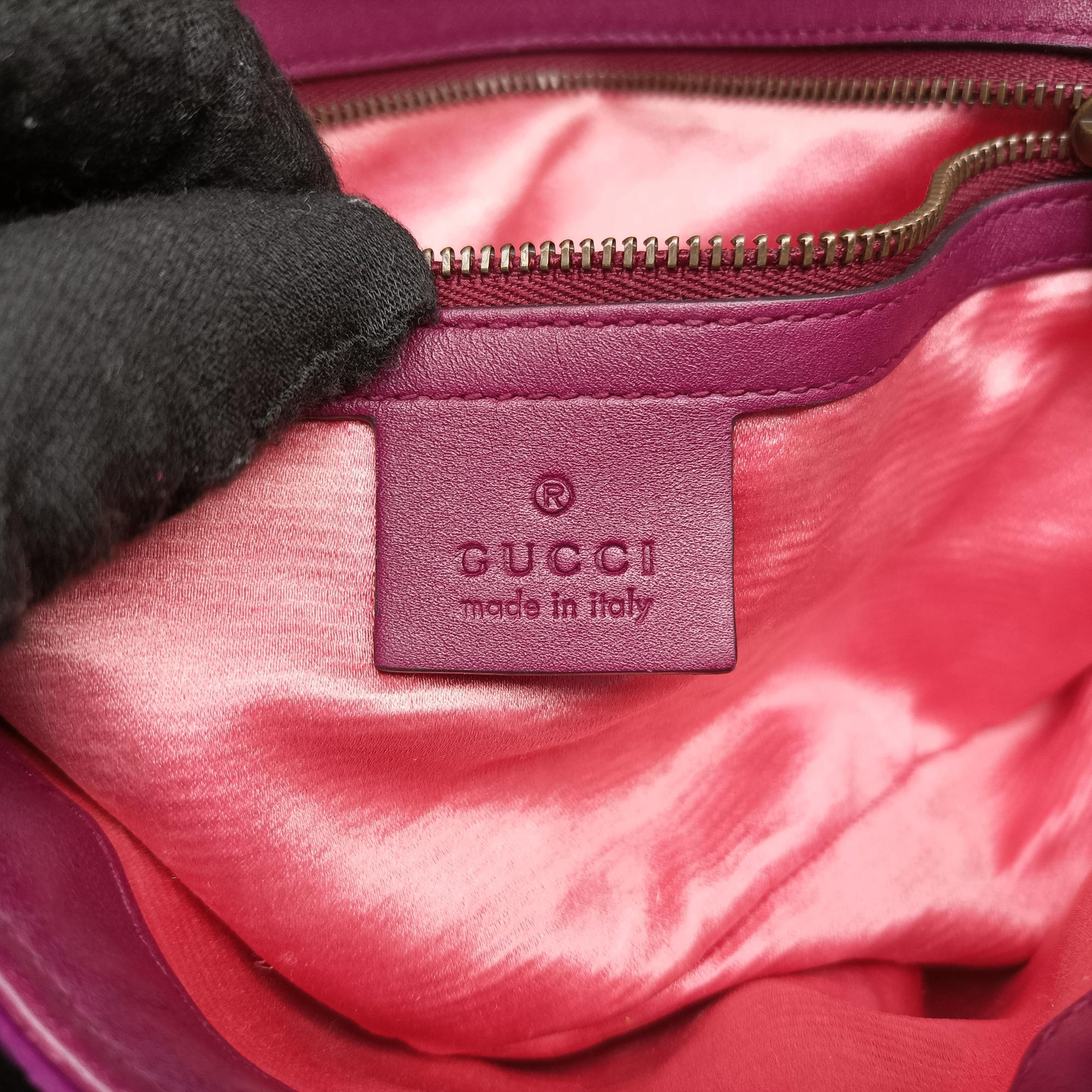Secondhand Gucci GG Marmont Purple velour 443497 shoulderbag | stylenewstar