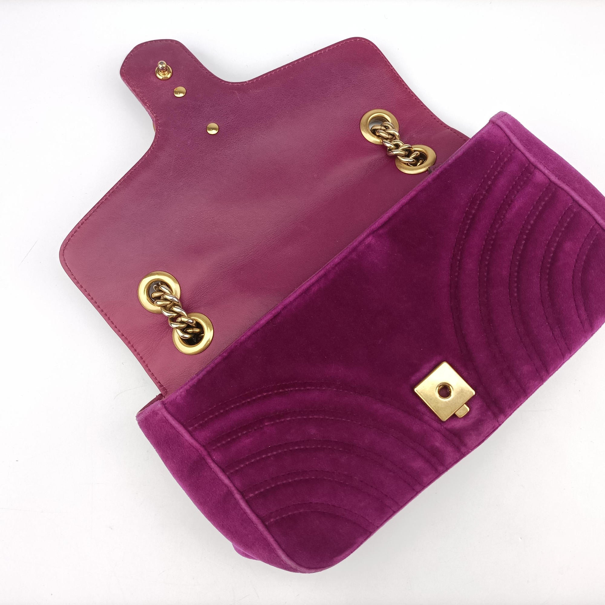 Secondhand Gucci GG Marmont Purple velour 443497 shoulderbag | stylenewstar