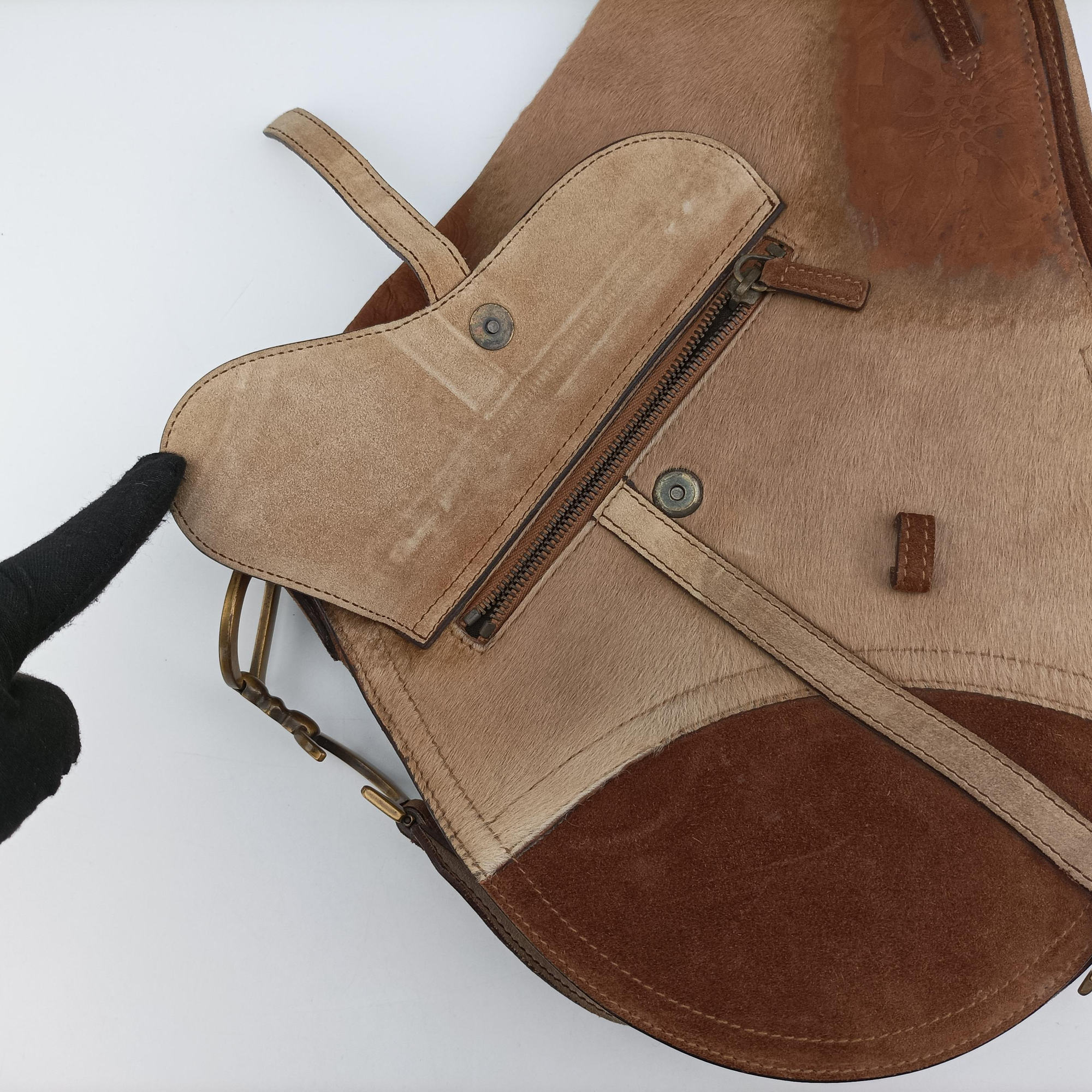 Secondhand Christian Dior Saddle Brown Pony Hair ×Suede ×Embossed Leather  shoulderbag | stylenewstar