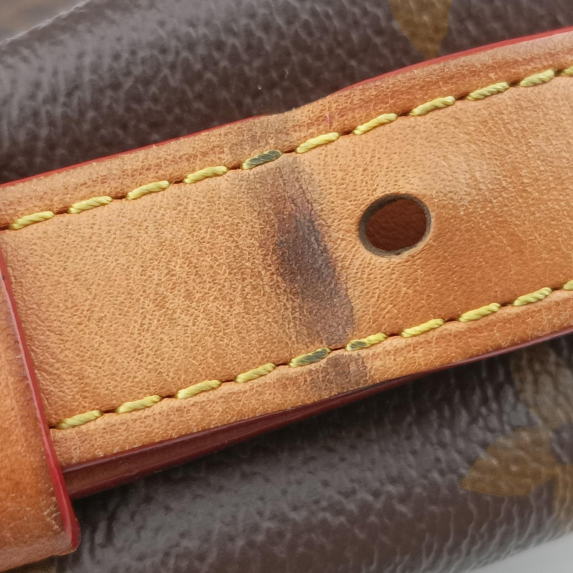 Pre-owned Louis Vuitton Croissant MM Brown Monogram Canvas M46828 shoulderbag | stylenewstar