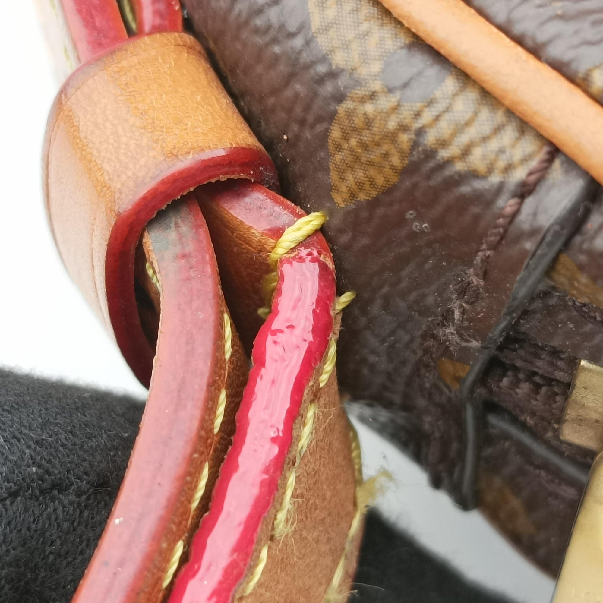 Pre-owned Louis Vuitton Croissant MM Brown Monogram Canvas M46828 shoulderbag | stylenewstar