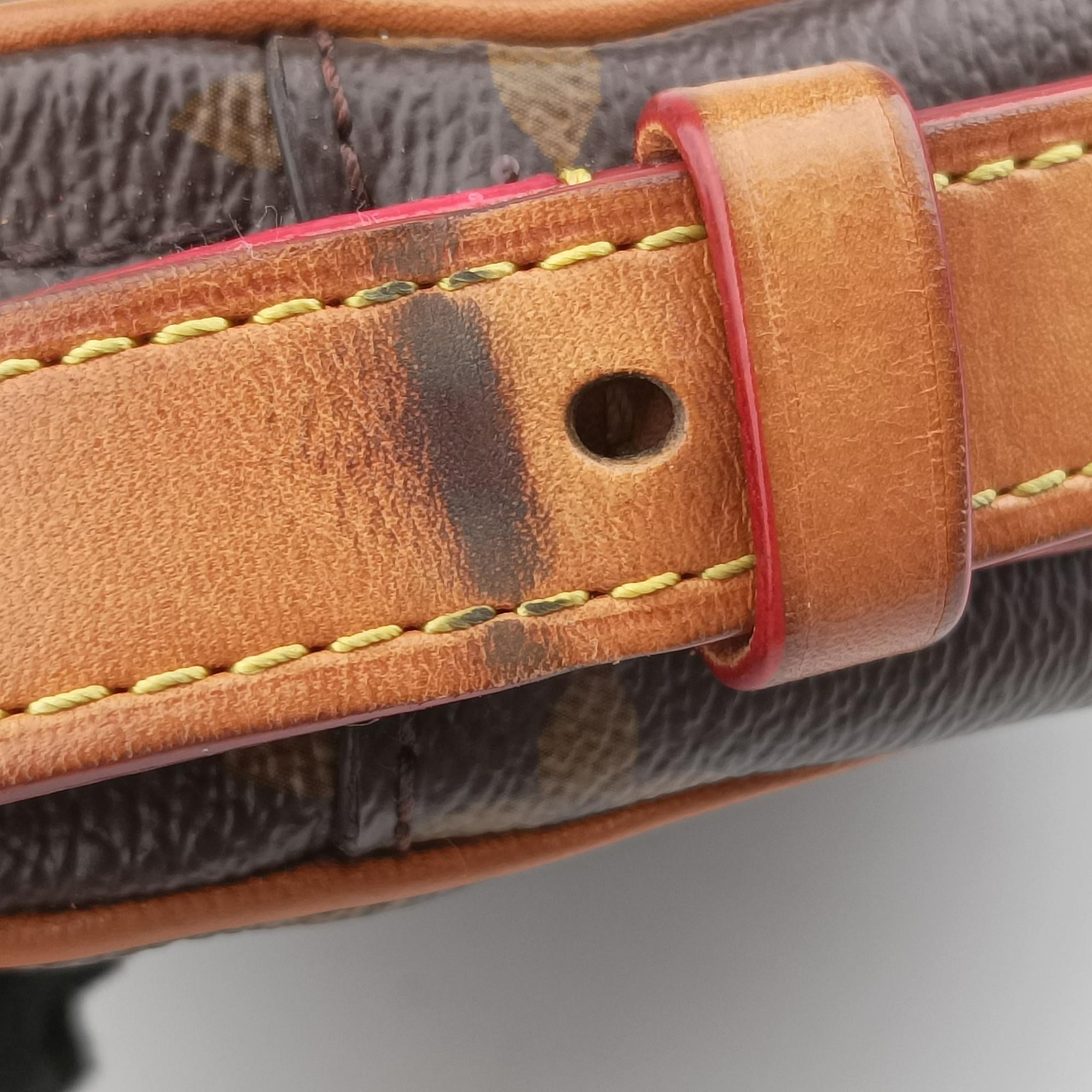 Pre-owned Louis Vuitton Croissant MM Brown Monogram Canvas M46828 shoulderbag | stylenewstar