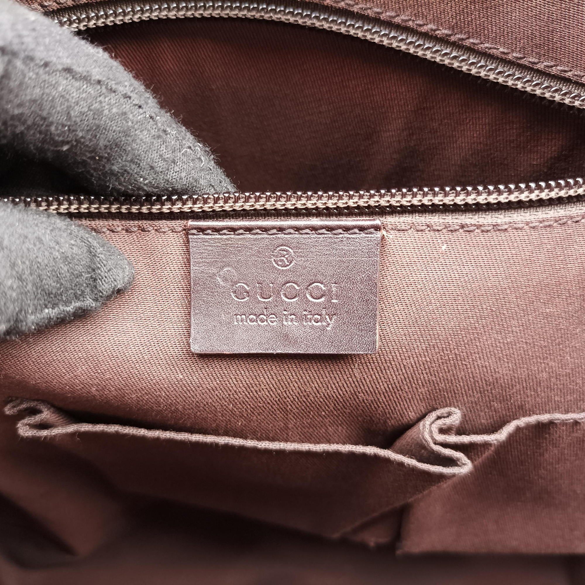 Pre-owned Gucci Guccissima Messenger Brown leather 223665 shoulderbag | stylenewstar