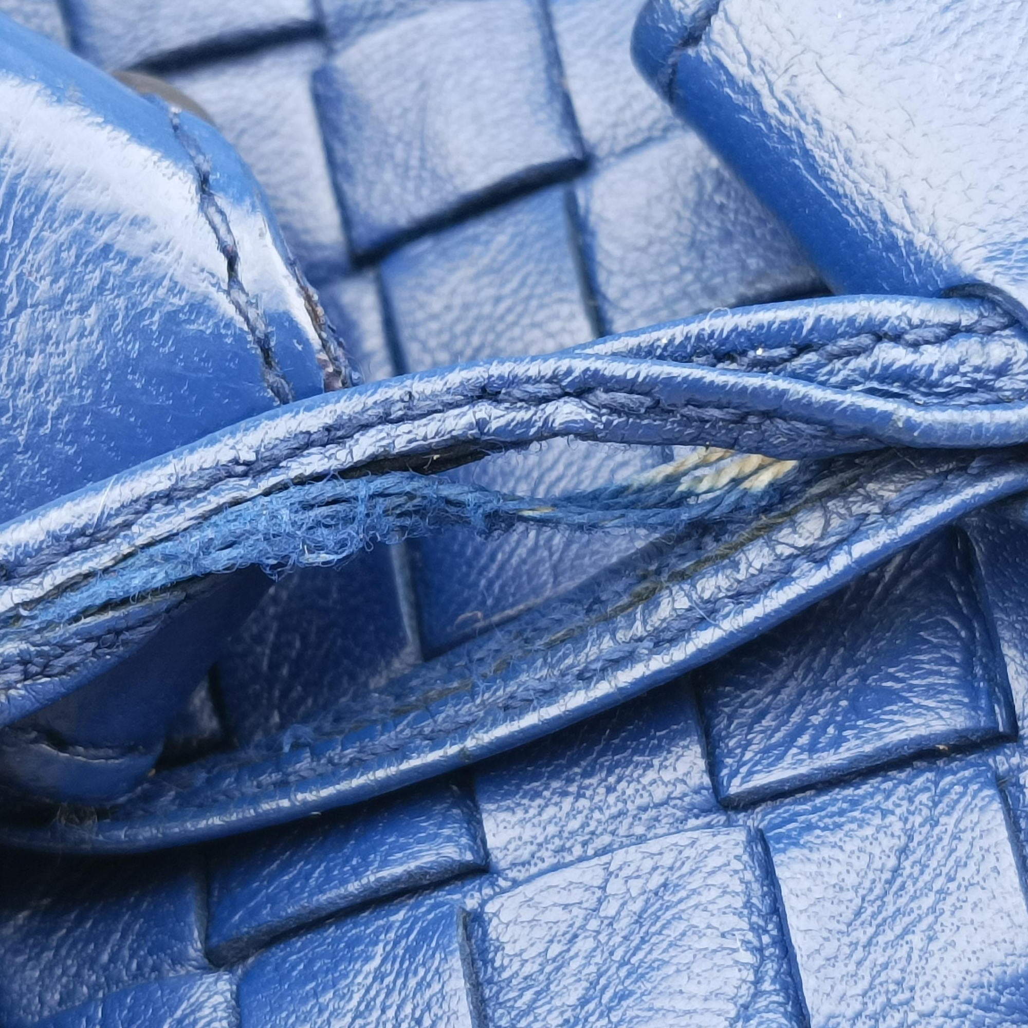 Secondhand Bottega Veneta Intrecciato Briefcase Blue lambskin  handbag | stylenewstar