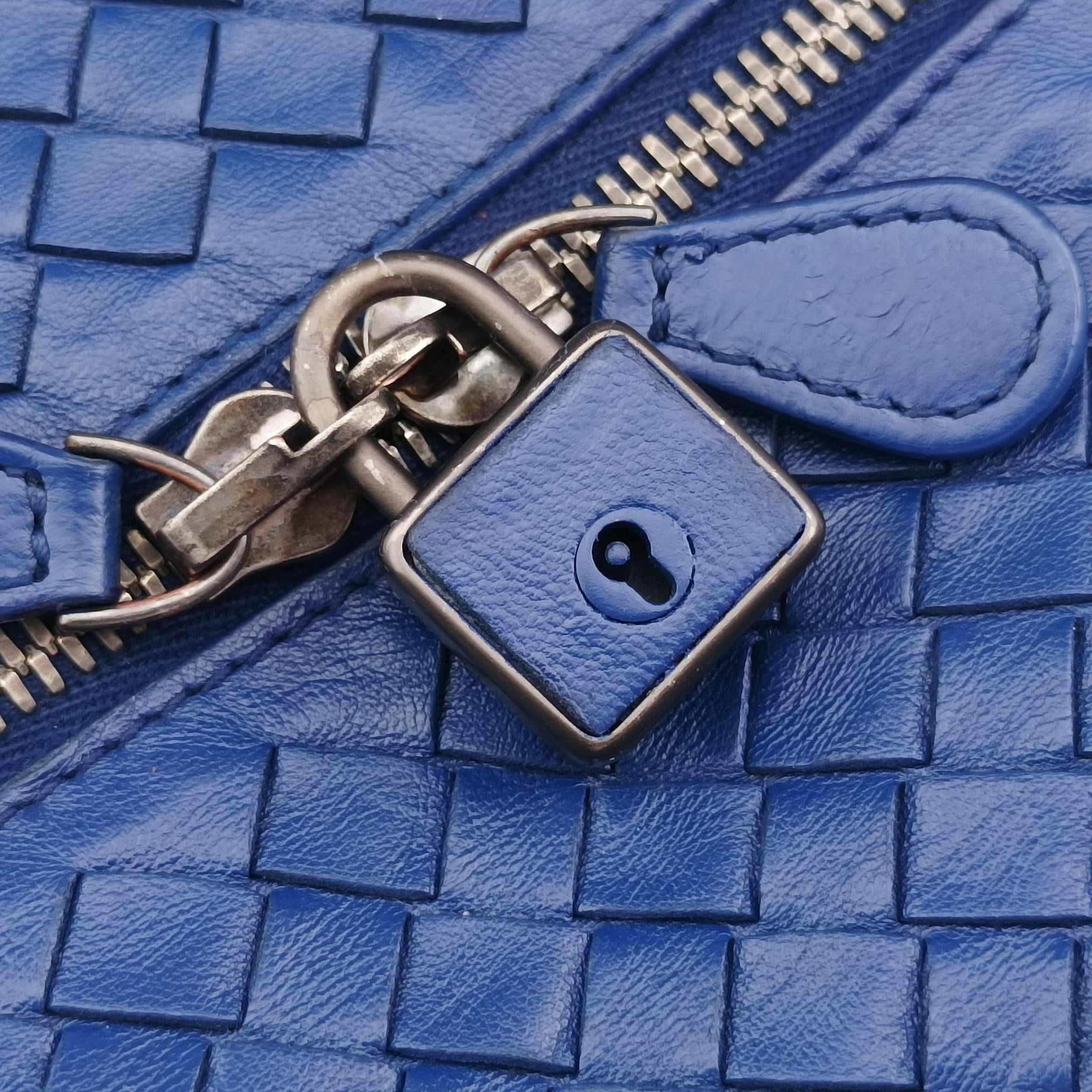 Secondhand Bottega Veneta Intrecciato Briefcase Blue lambskin  handbag | stylenewstar