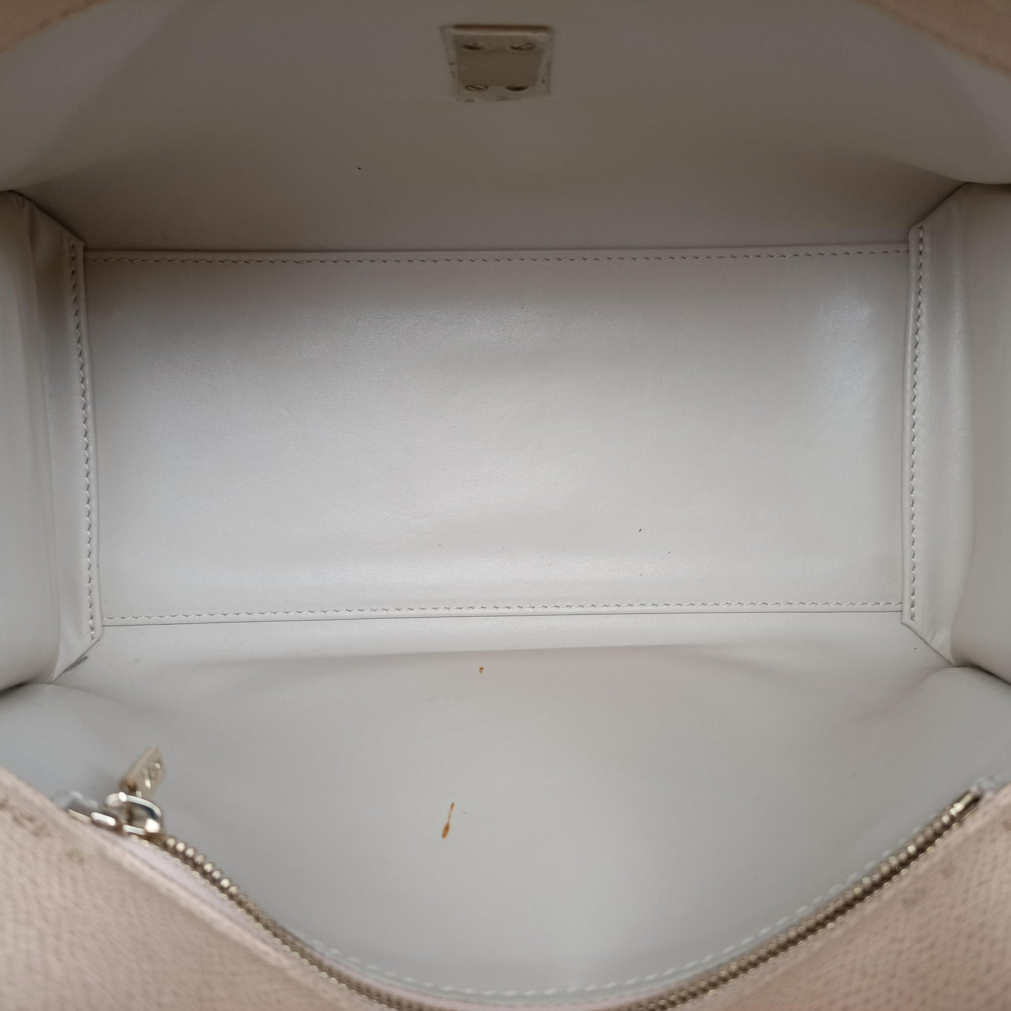 Pre-owned Valextra Iside Pink Calfskin  shoulderbag | stylenewstar
