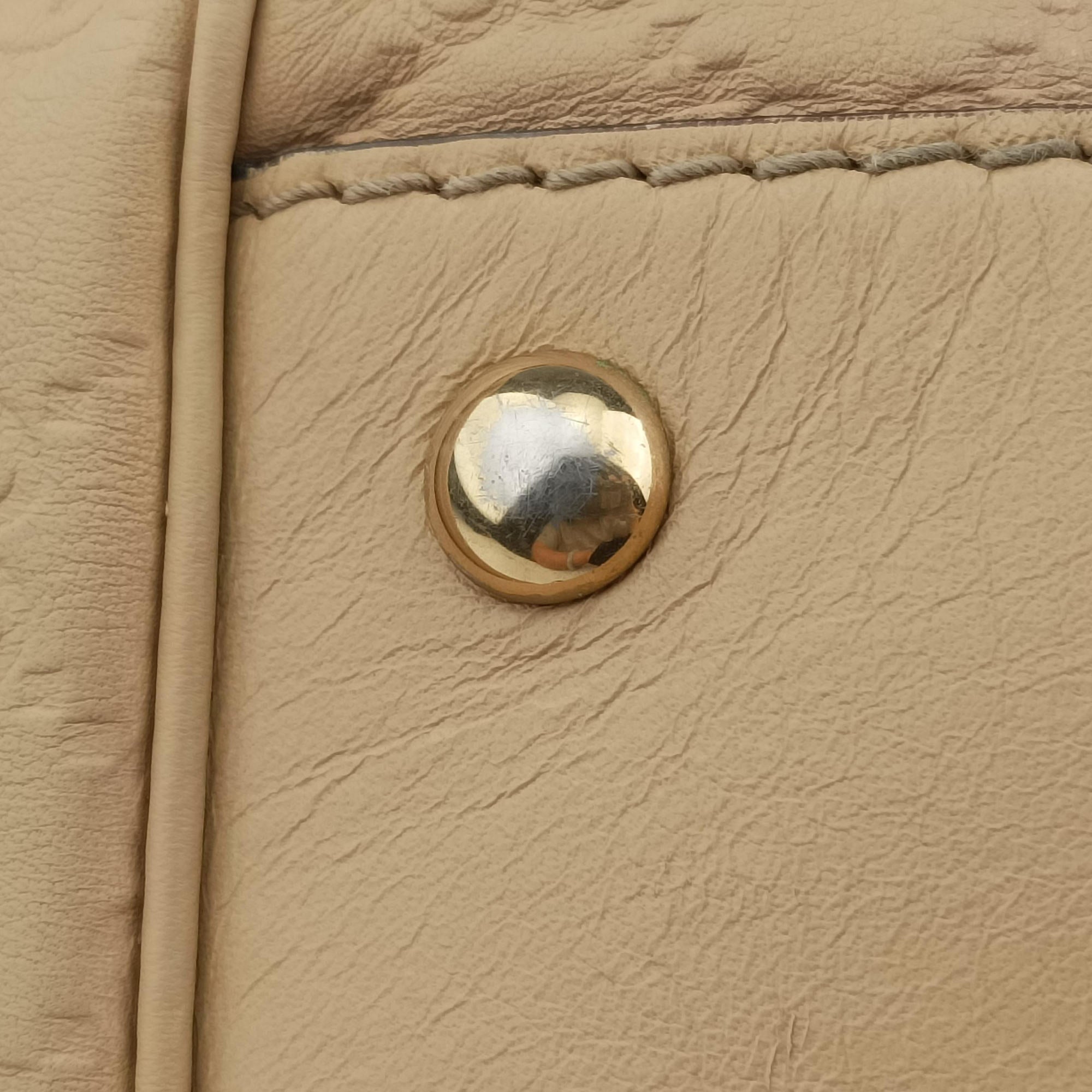 Pre-owned Gucci Scarlett Beige Leather 282299 handbag | stylenewstar