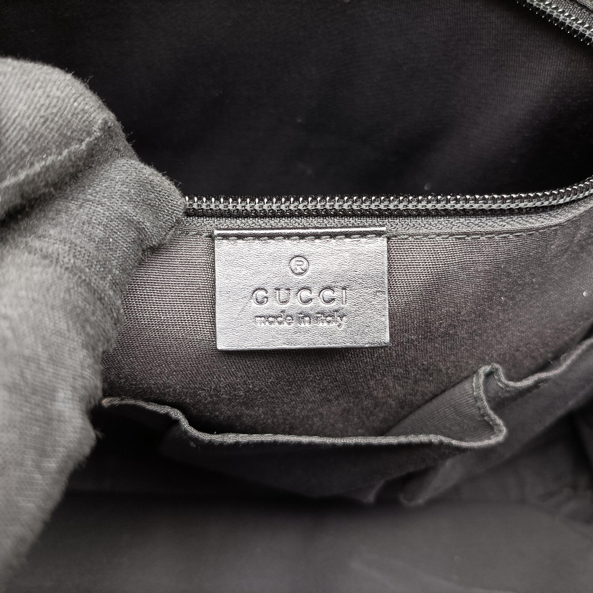 Pre-owned Gucci Diamante Black Leather 208463 handbag | stylenewstar