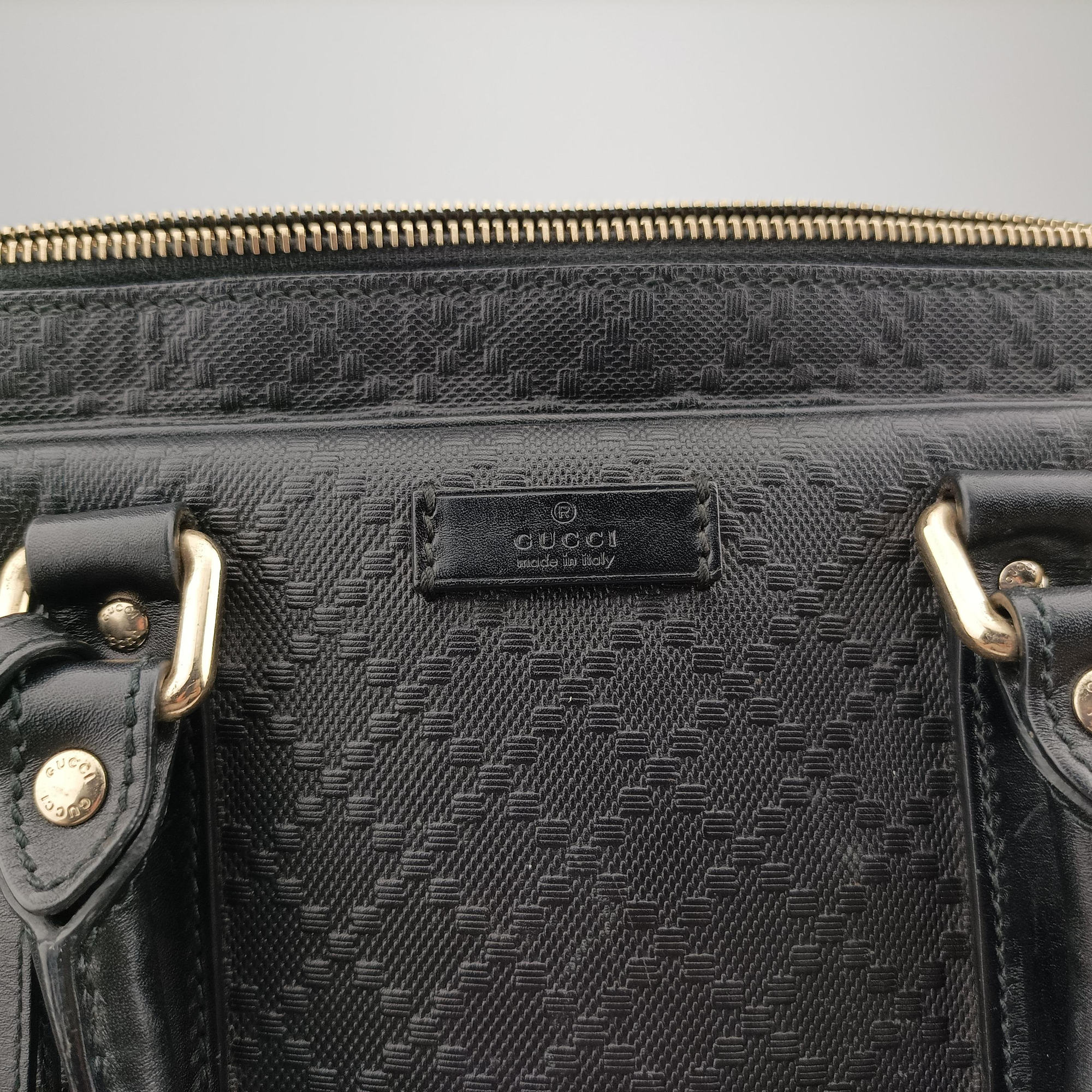 Pre-owned Gucci Diamante Black Leather 208463 handbag | stylenewstar
