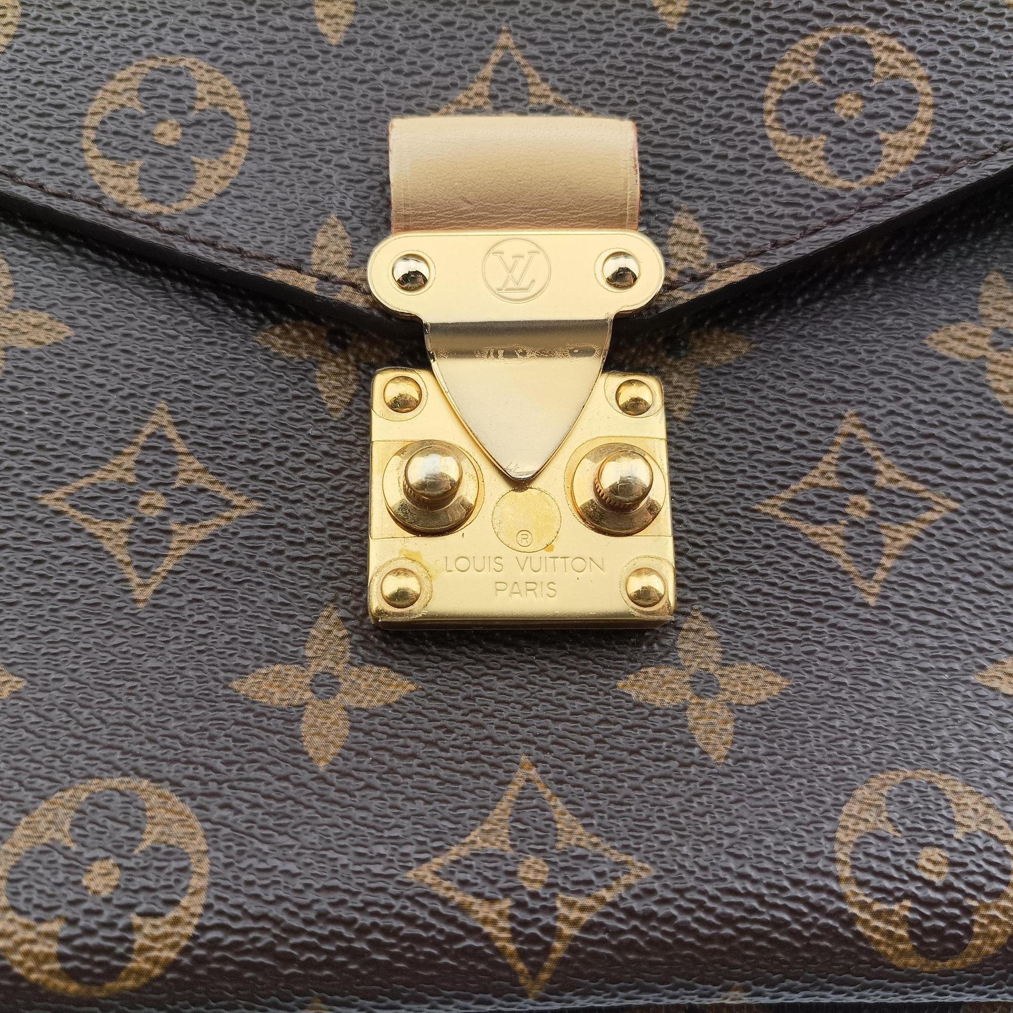 Vintage Louis Vuitton Pochette Metis MM Brown Monogram Canvas M44875 shoulderbag | stylenewstar