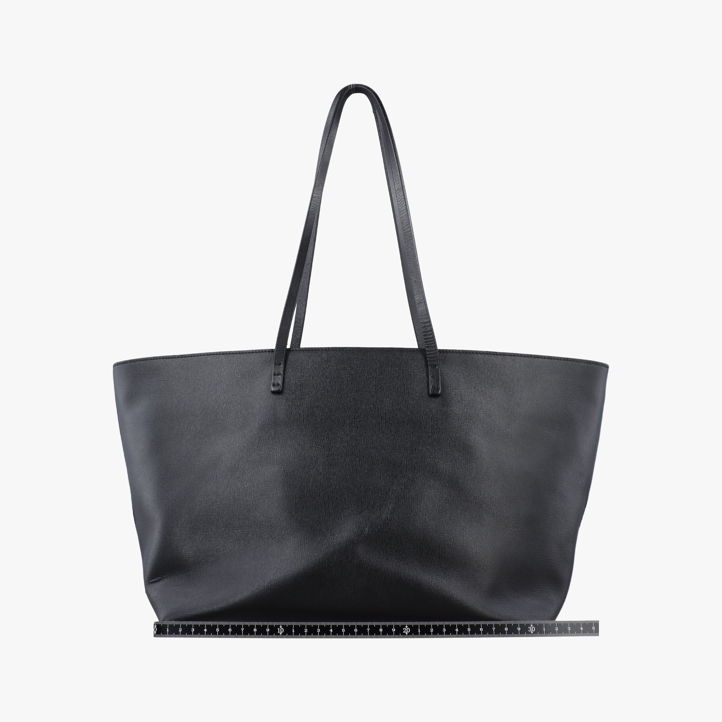 Vintage Fendi Hollow Tote Black Leather 8BH185 shoulderbag | stylenewstar