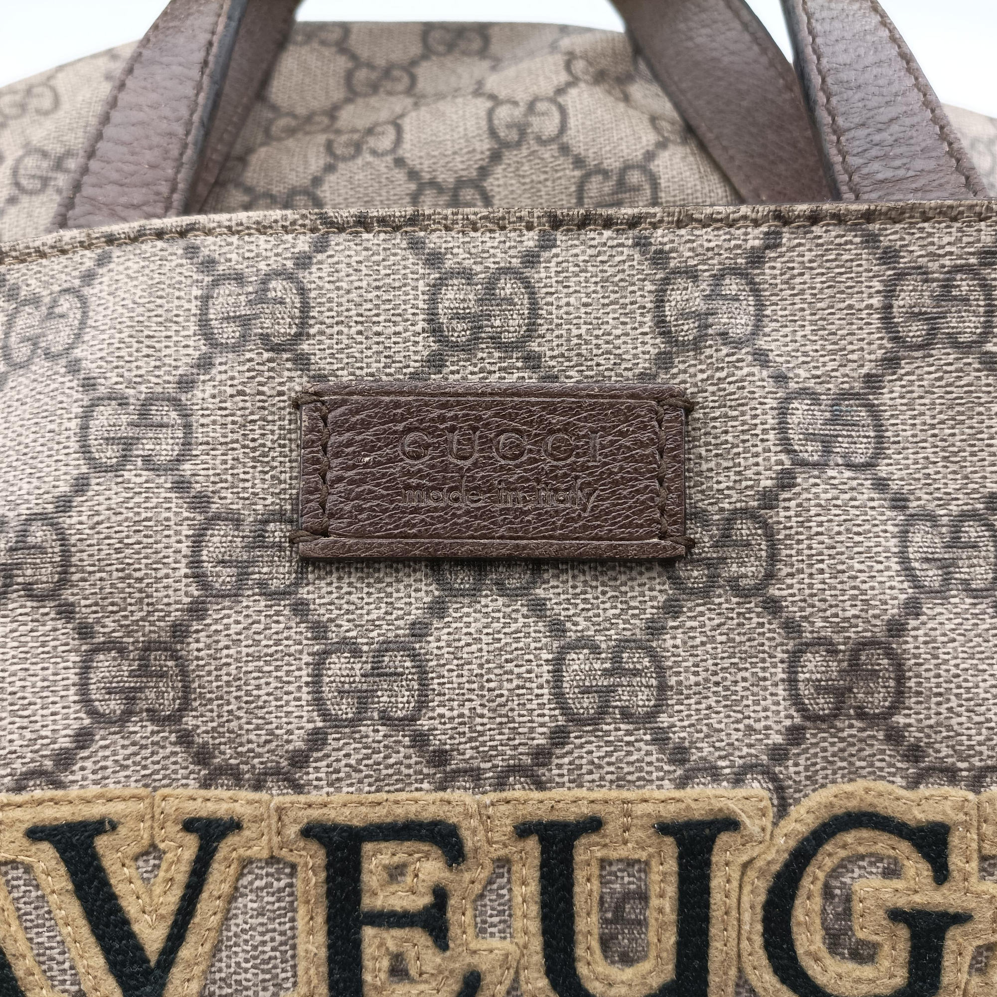 Vintage Gucci GG Supreme Bee Brown PVC coated canvas 450950 handbag | stylenewstar
