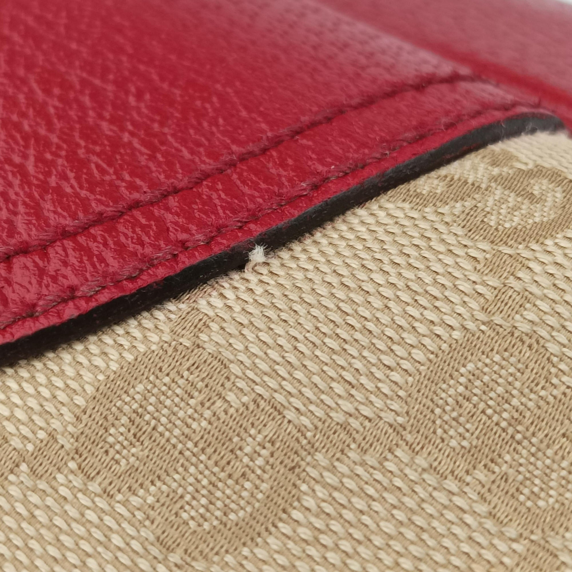 Pre-owned Gucci GG Supreme Beige × Red GG Canvas×Leather 161719 handbag | stylenewstar