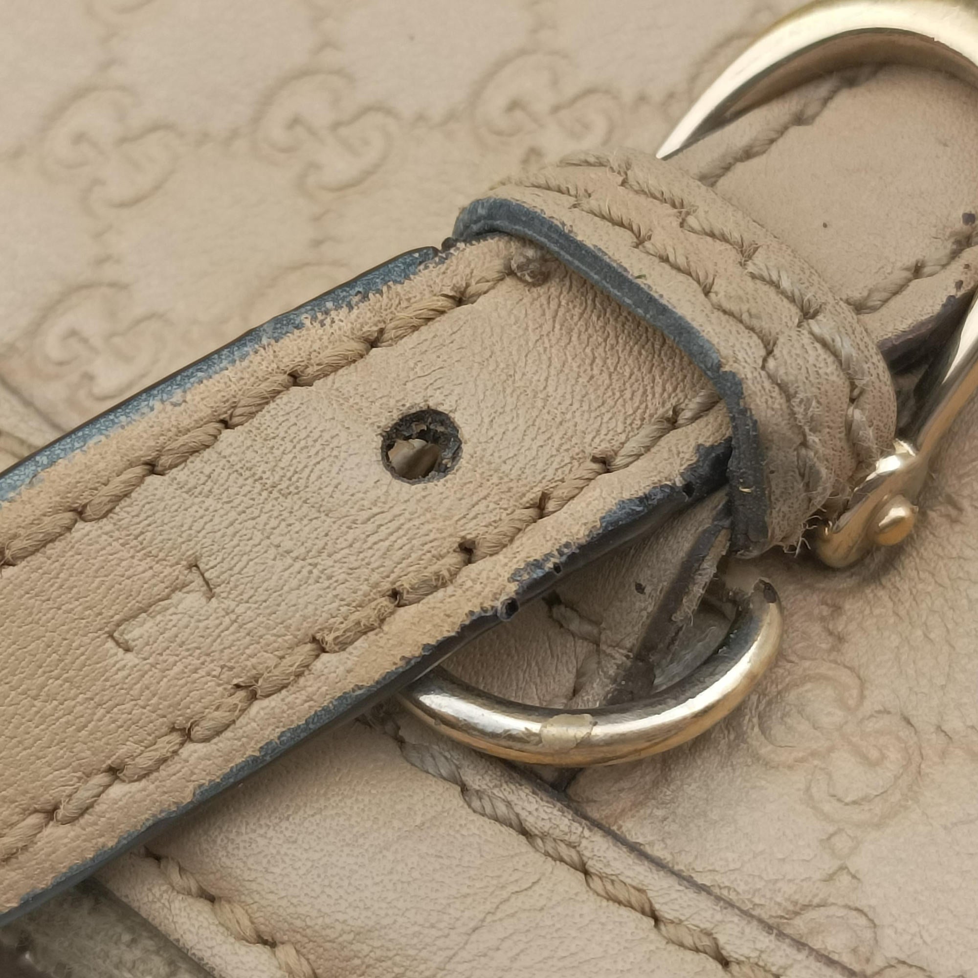 Pre-owned Gucci Microguccissima Beige Leather 309617 shoulderbag | stylenewstar