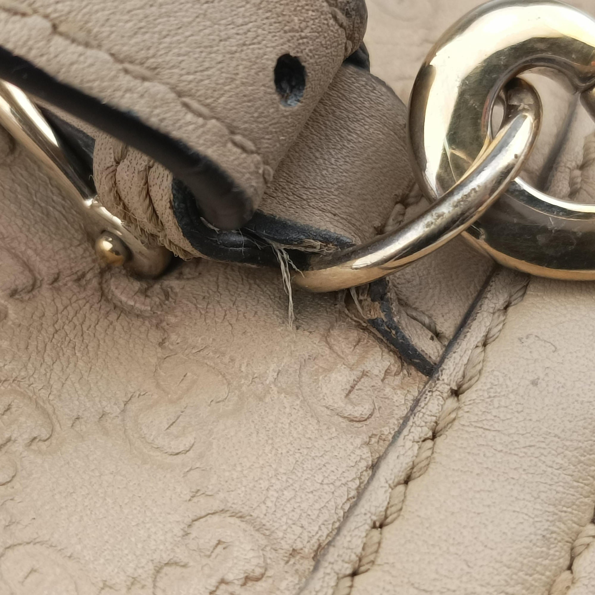 Pre-owned Gucci Microguccissima Beige Leather 309617 shoulderbag | stylenewstar