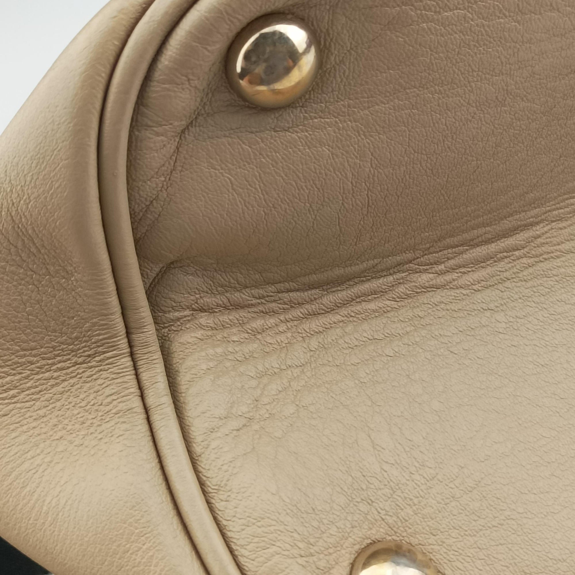 Pre-owned Gucci Microguccissima Beige Leather 309617 shoulderbag | stylenewstar