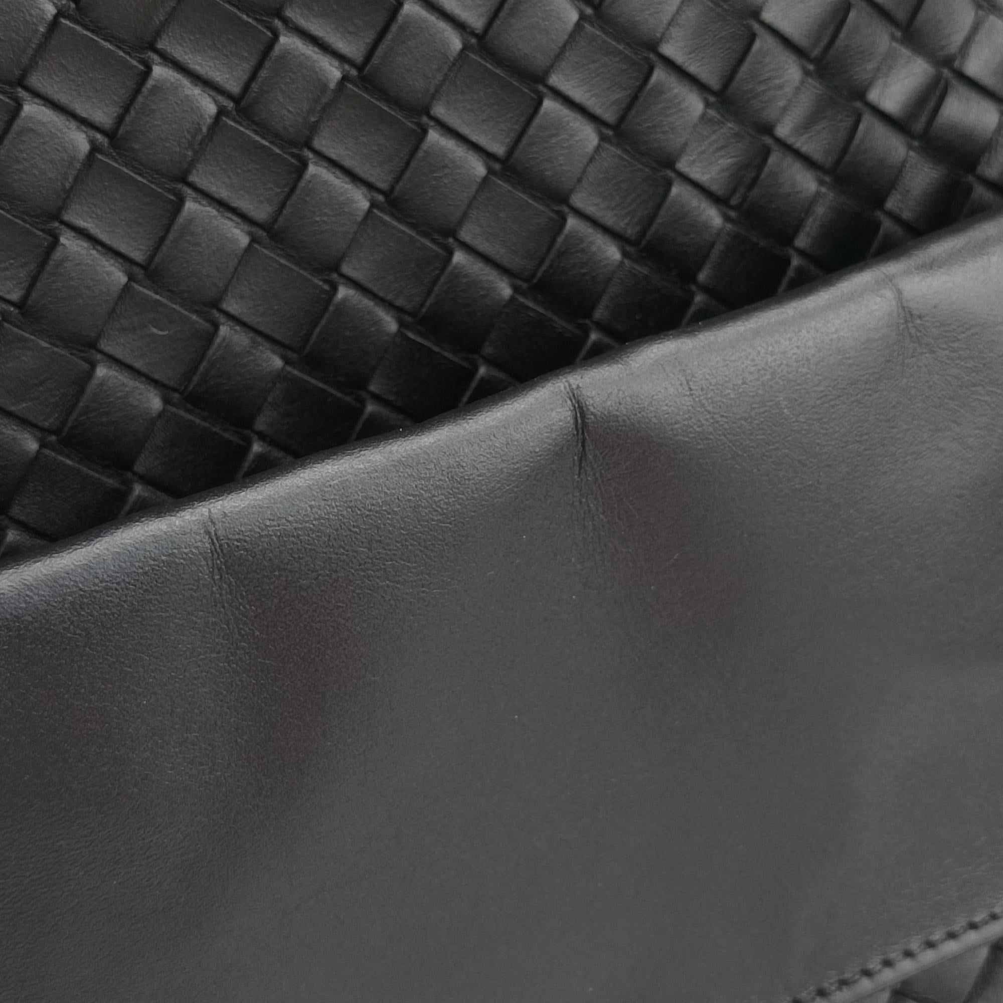 Vintage Bottega Veneta Intrecciato Black lambskin  shoulderbag | stylenewstar