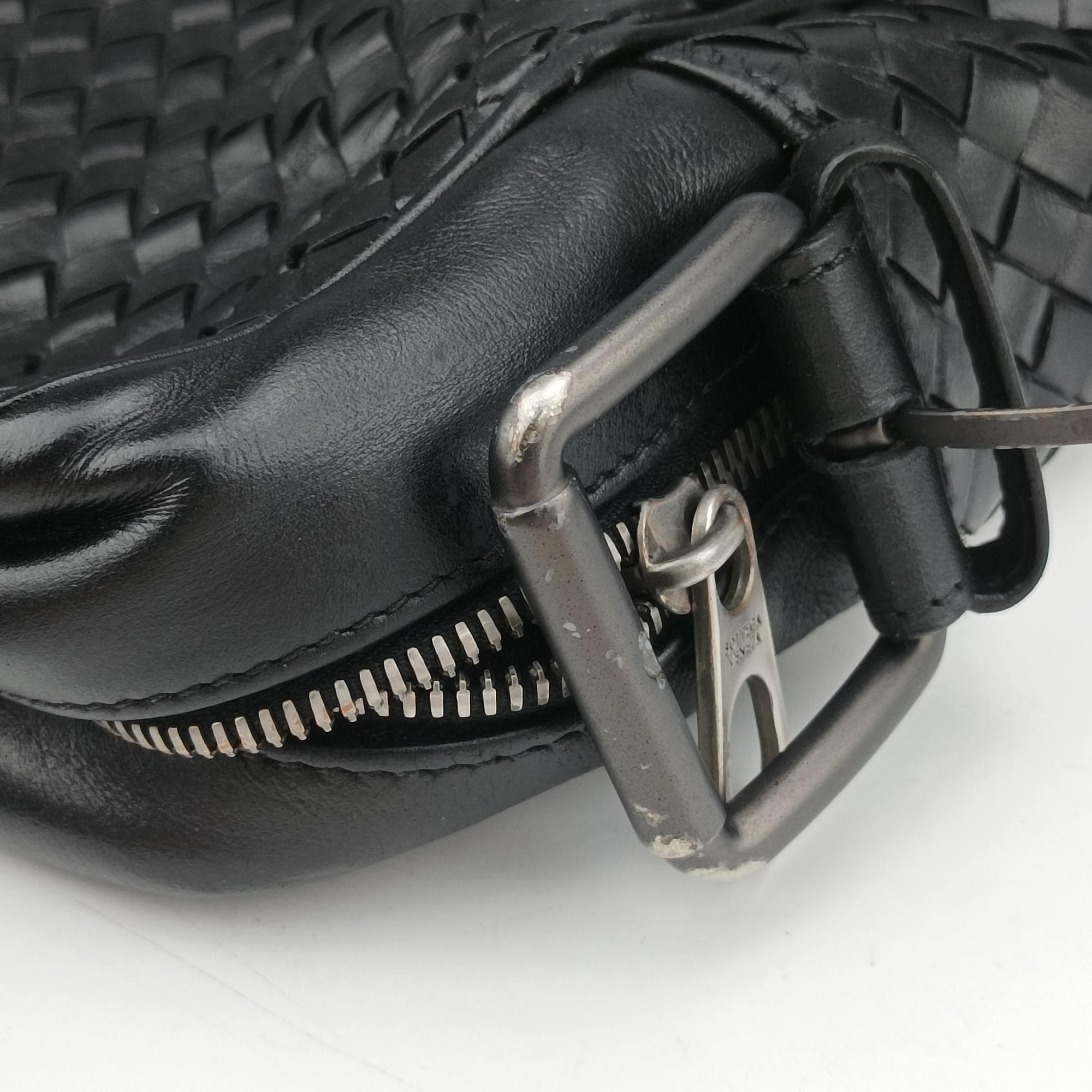 Vintage Bottega Veneta Intrecciato Black lambskin  shoulderbag | stylenewstar