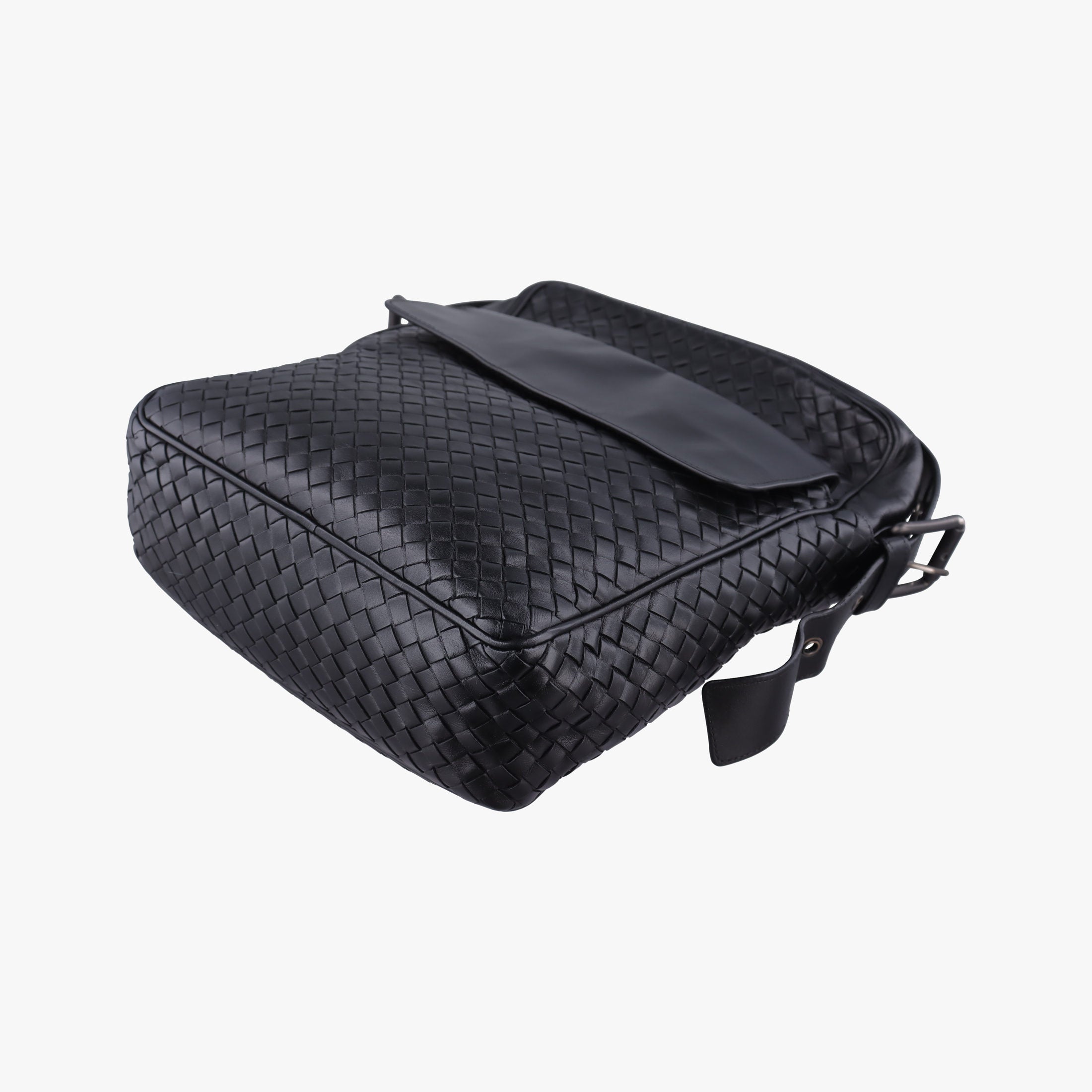 Vintage Bottega Veneta Intrecciato Black lambskin  shoulderbag | stylenewstar
