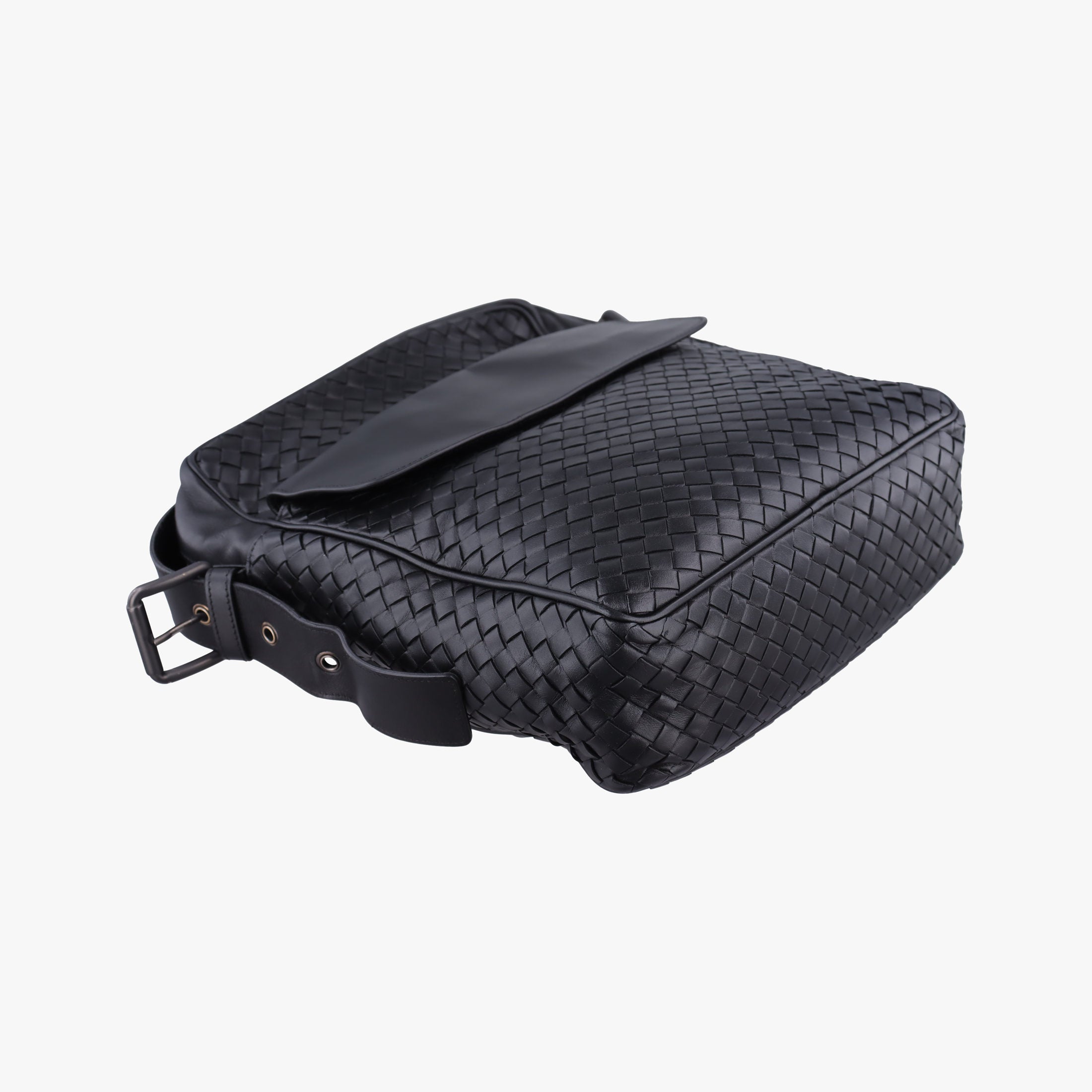 Vintage Bottega Veneta Intrecciato Black lambskin  shoulderbag | stylenewstar