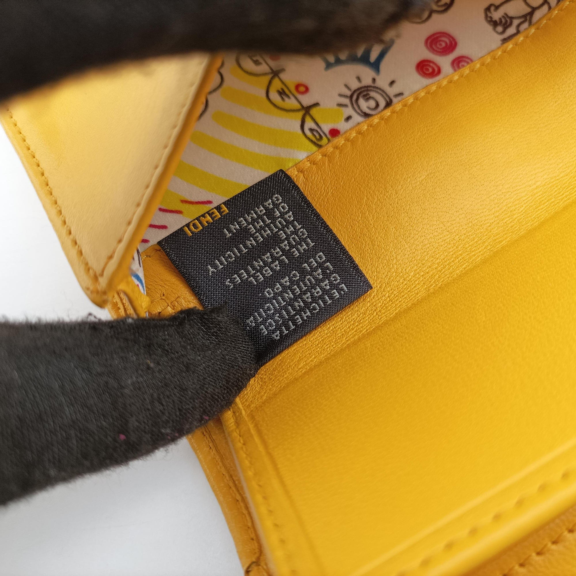 Pre-owned Fendi Embossed Logo Yellow lambskin 3M9219 shoulderbag | stylenewstar