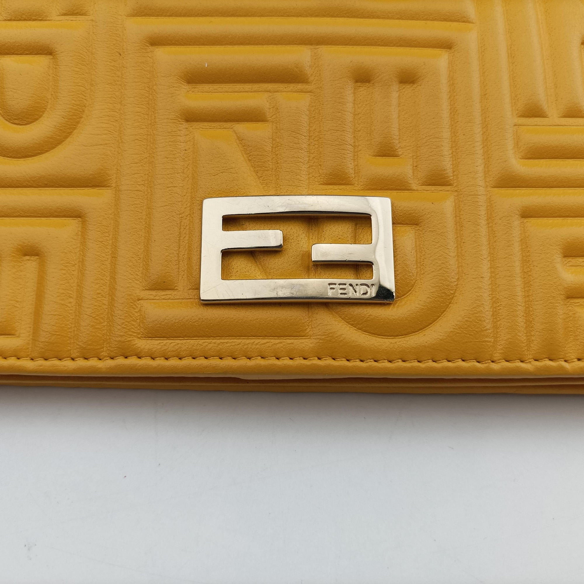 Pre-owned Fendi Embossed Logo Yellow lambskin 3M9219 shoulderbag | stylenewstar