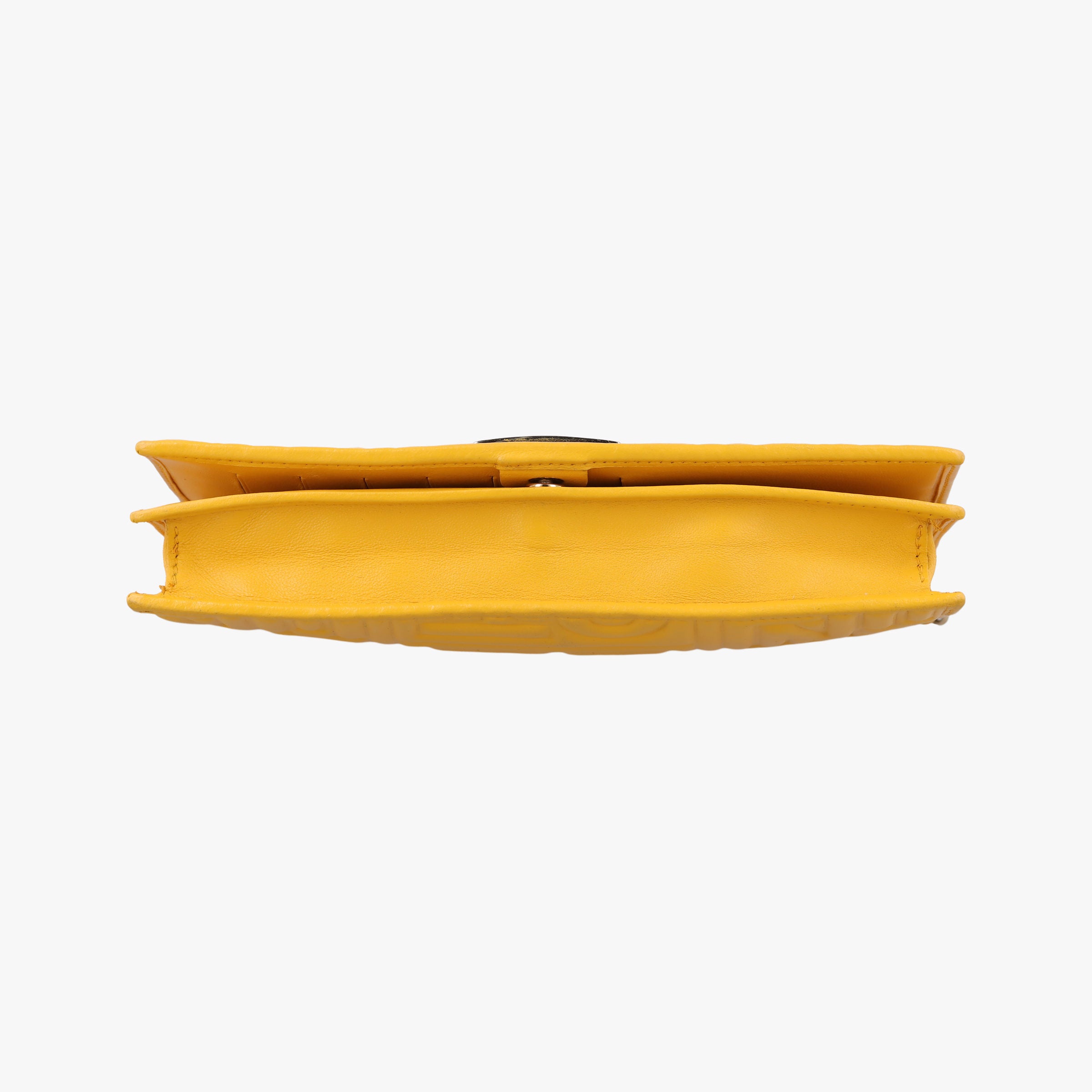 Pre-owned Fendi Embossed Logo Yellow lambskin 3M9219 shoulderbag | stylenewstar