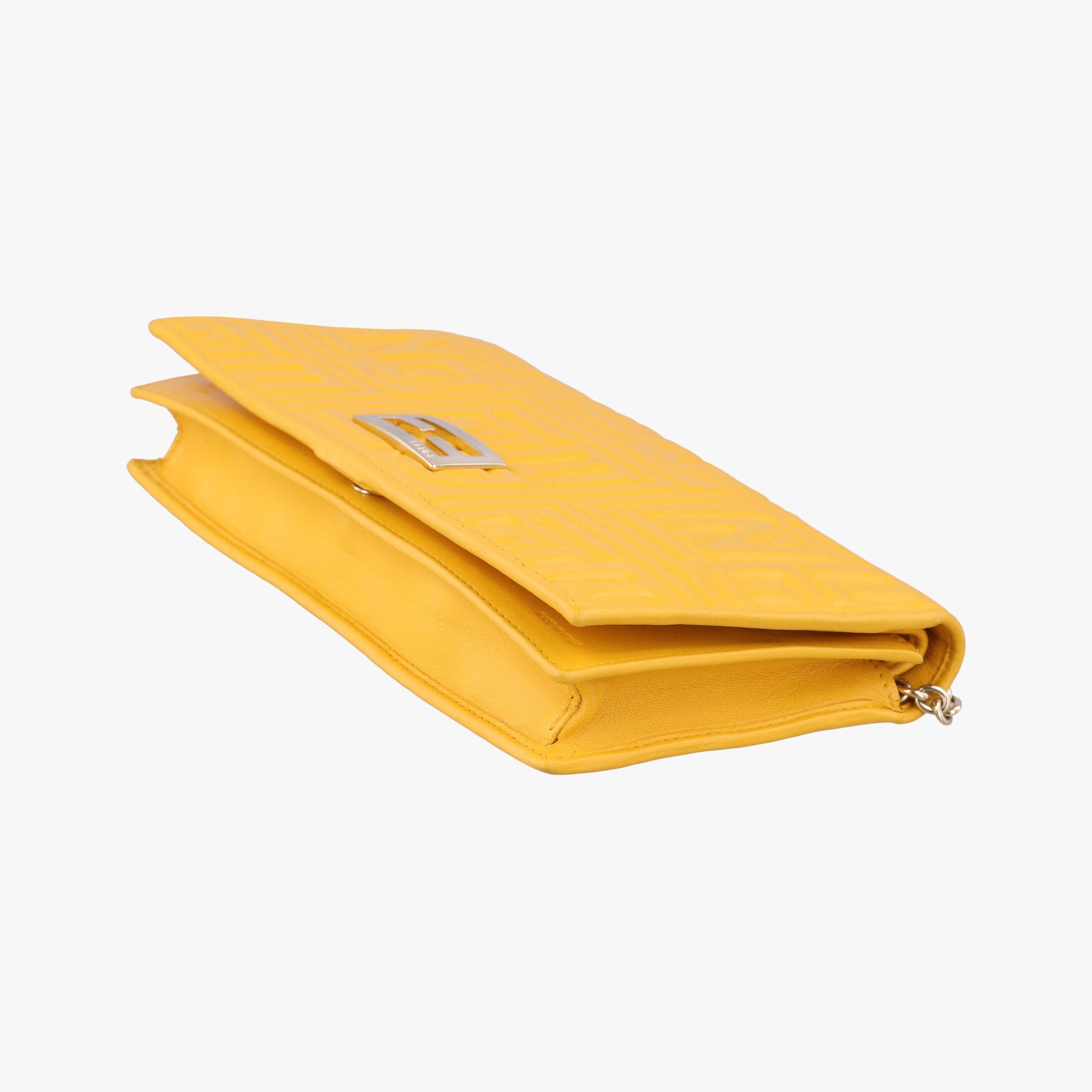Pre-owned Fendi Embossed Logo Yellow lambskin 3M9219 shoulderbag | stylenewstar