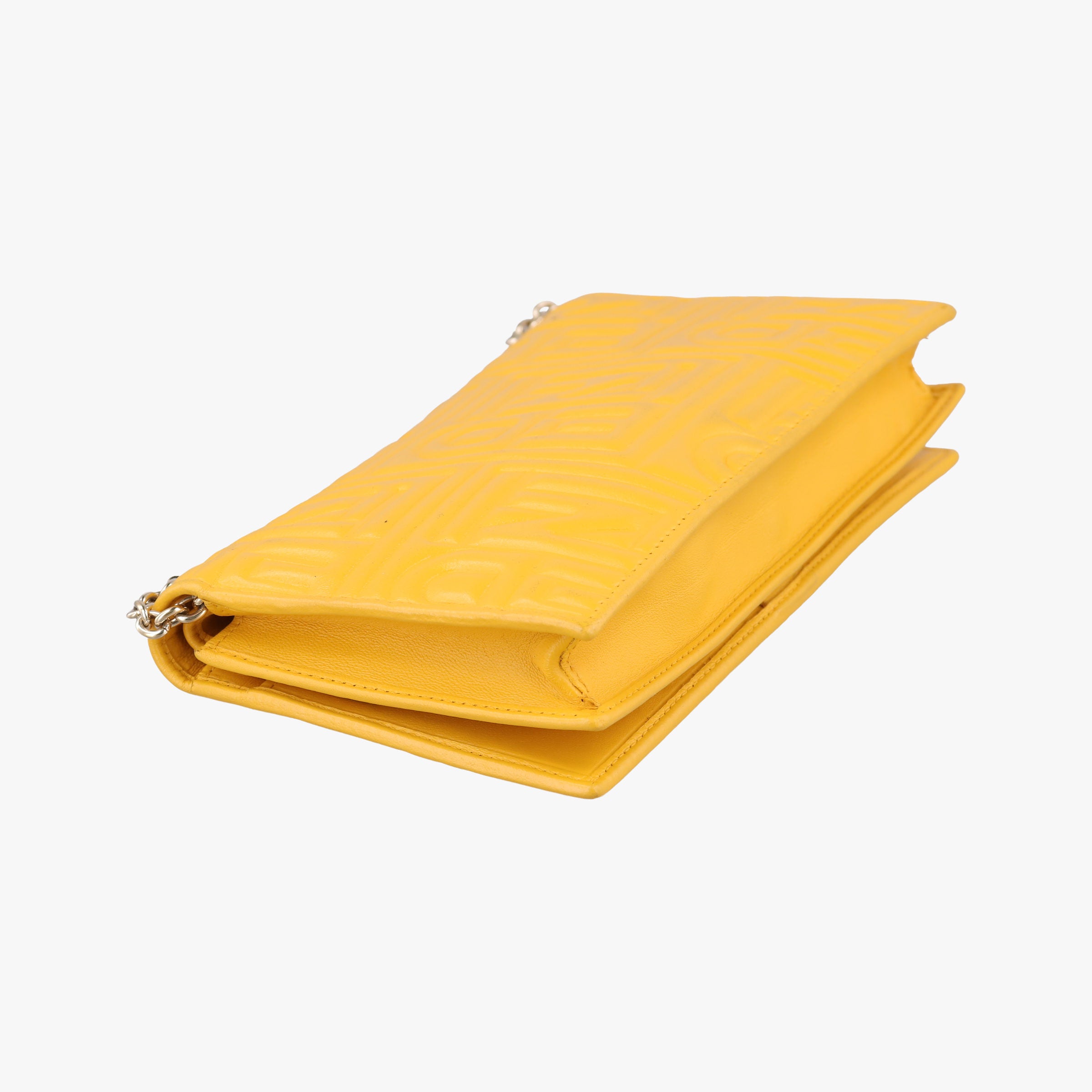 Pre-owned Fendi Embossed Logo Yellow lambskin 3M9219 shoulderbag | stylenewstar
