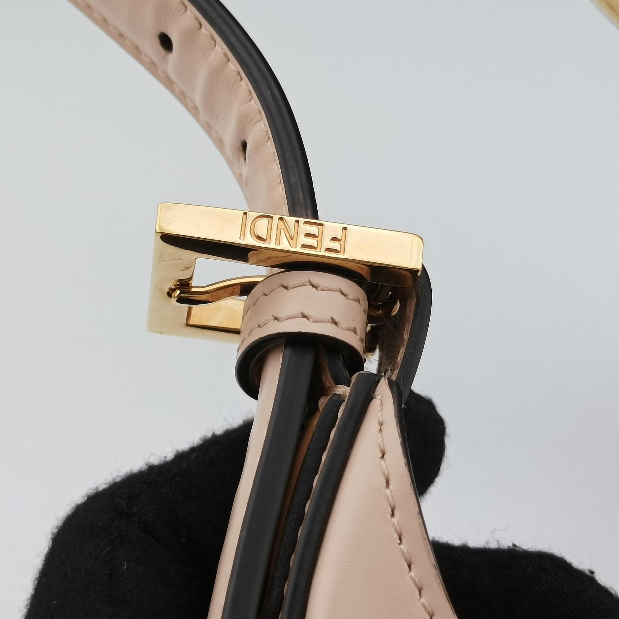 Secondhand Fendi Cookie Mini Pink Leather 8BS065 handbag | stylenewstar